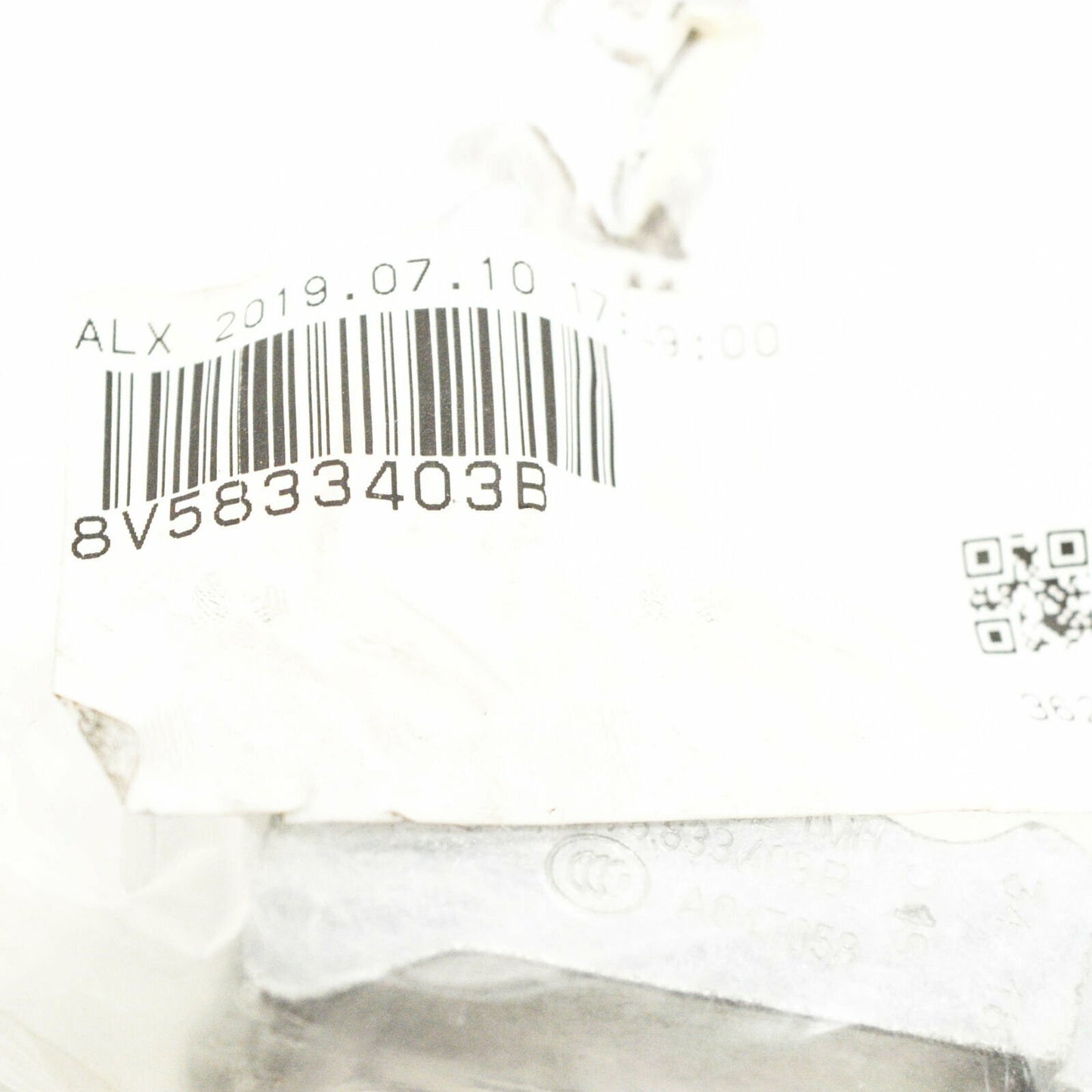 NEW AUDI A3 8V REAR LEFT LOWER DOOR HINGE 8V5833403B ORIGINAL