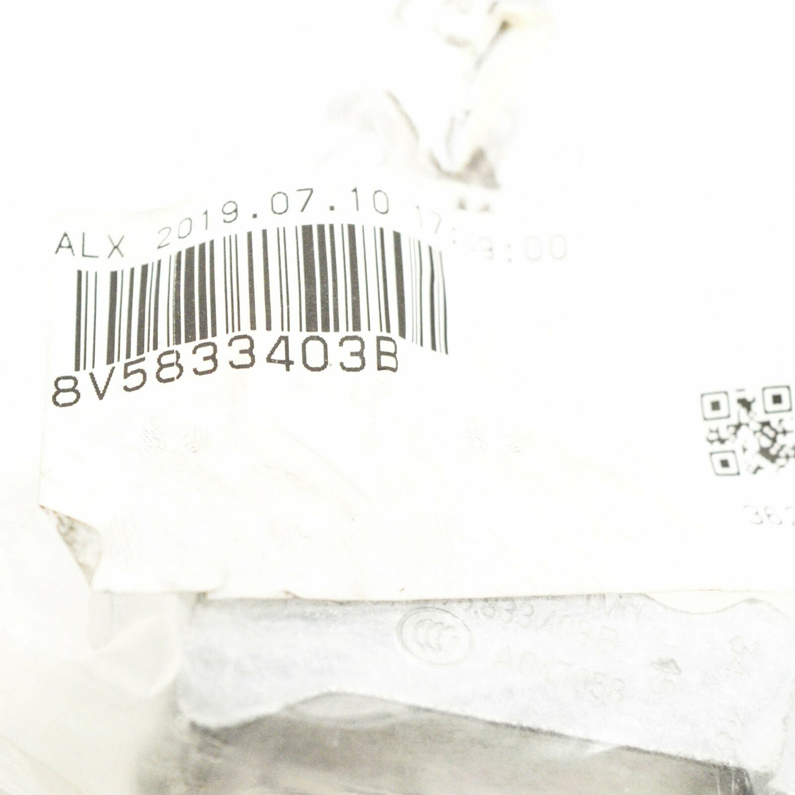 NEW AUDI A3 8V REAR LEFT LOWER DOOR HINGE 8V5833403B ORIGINAL