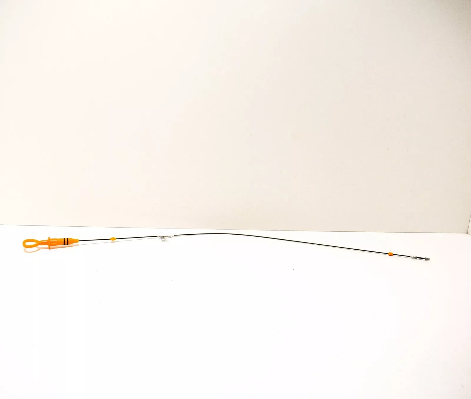 NEW VOLKSWAGEN TOUAREG 7L OIL DIPSTICK 070115611Q ORIGINAL