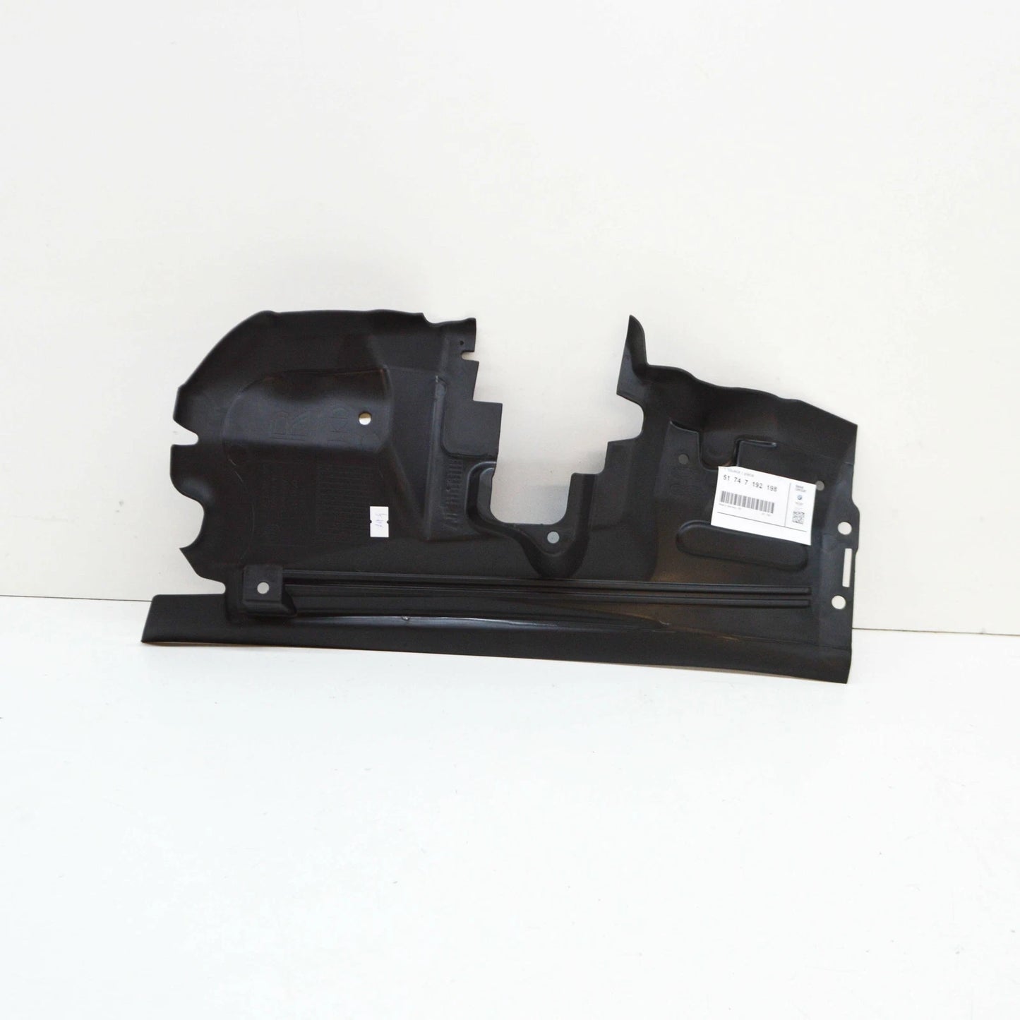 NEW BMW Z4 ROADSTER E89 RIGHT RADIATOR AIR GUIDE 51747192198 ORIGINAL