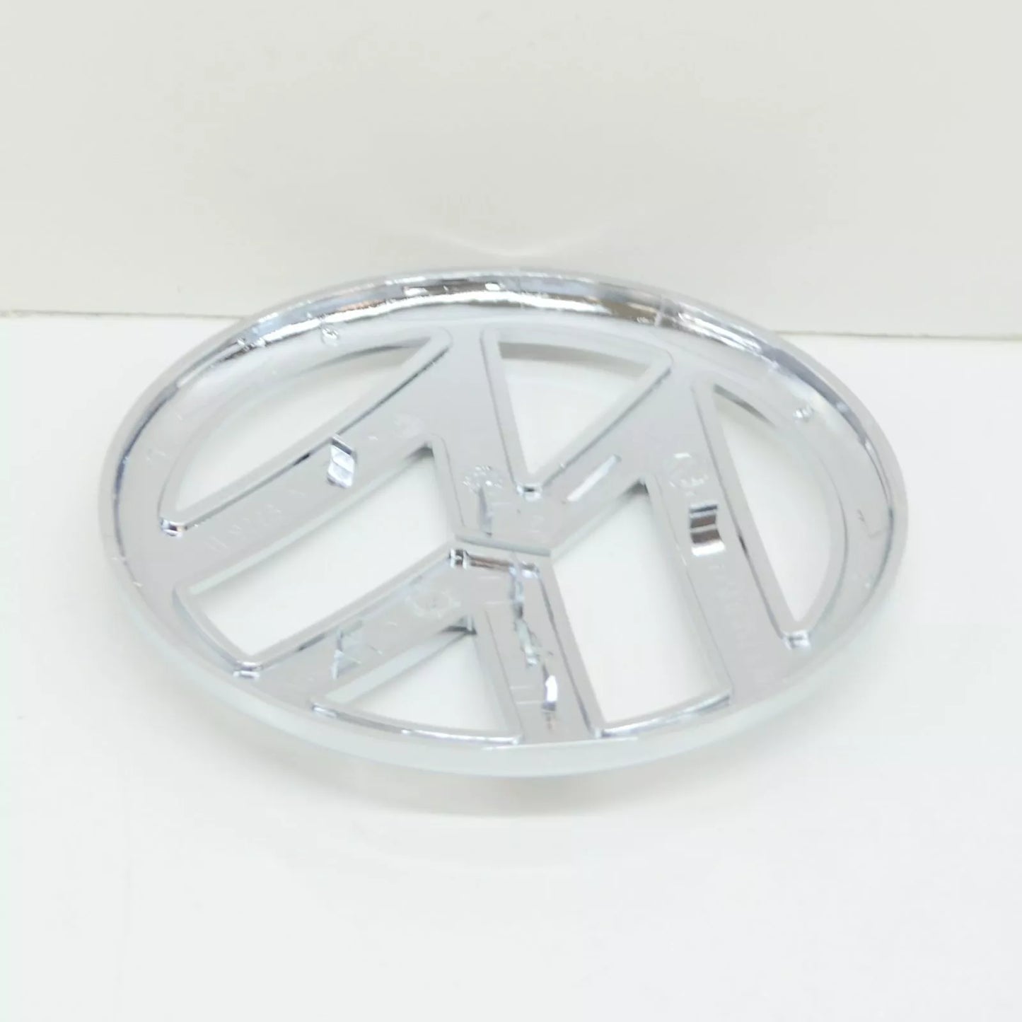 NEW VOLKSWAGEN CC BOOTLID BADGE 5K0853630BULM 2017