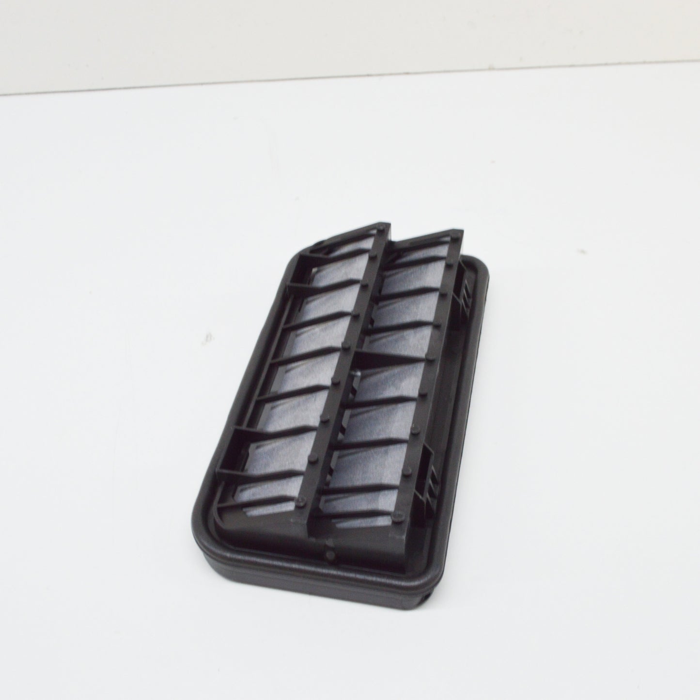 NEW VOLKSWAGEN CC TRUNK AIR VENT TRIM 3C0819465 ORIGINAL