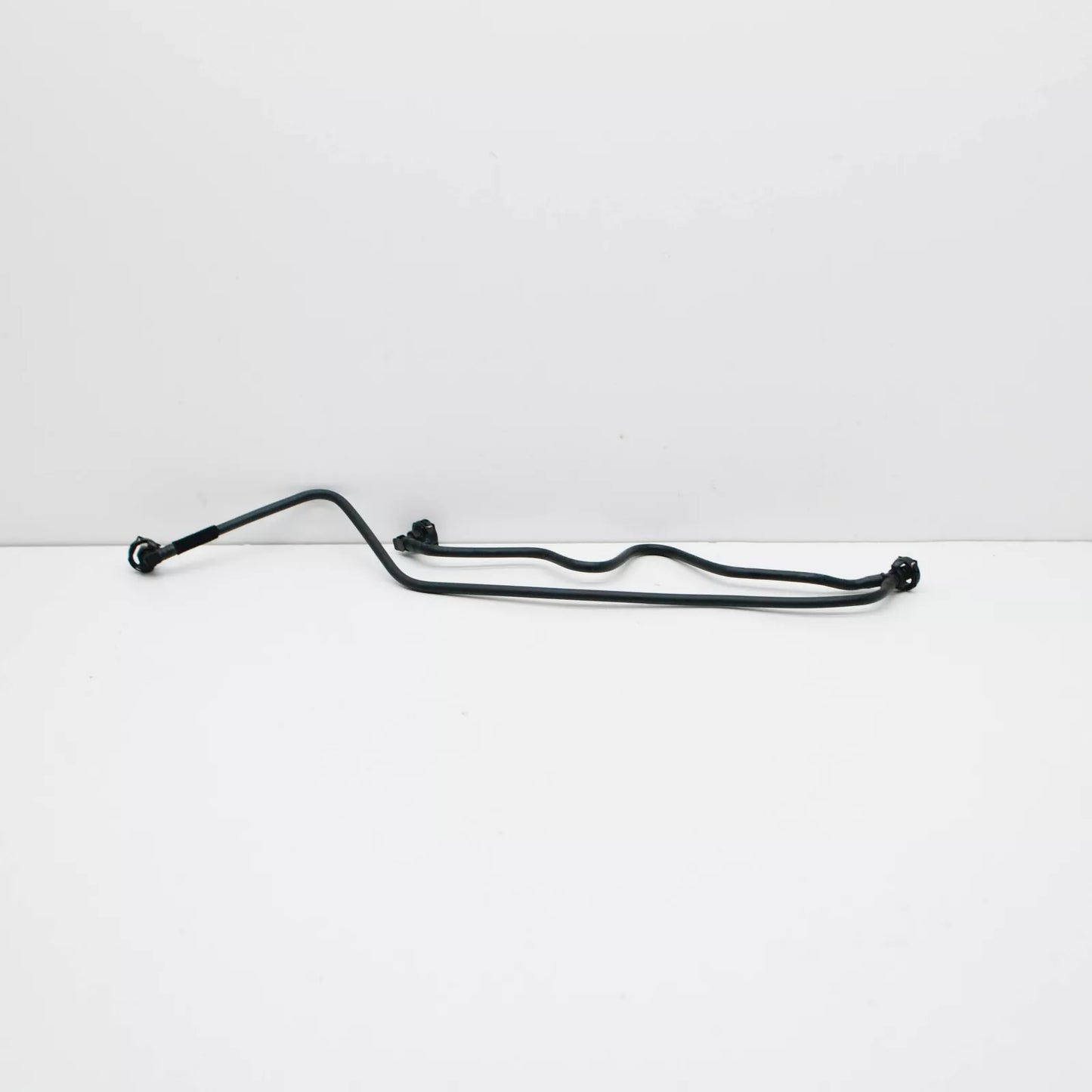 NEW MB A W176 COOLER TO COMPENSATING TANK BLEED LINE A2465010025