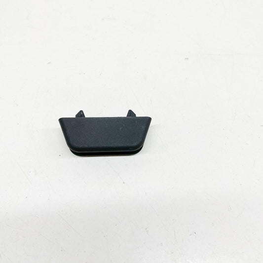 new ford mondeo mk5 estate load compartment trim centre clip 1891183 original