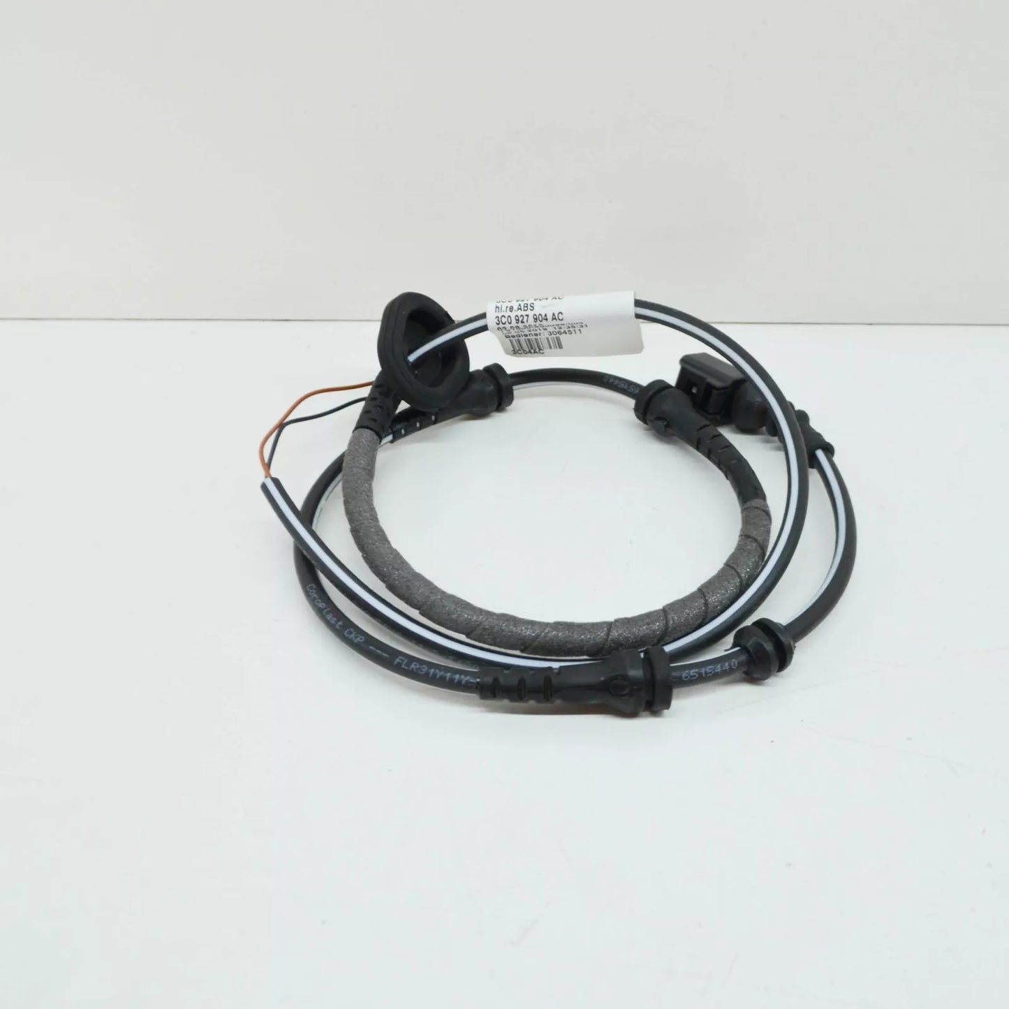 NEW VW PASSAT B7 REAR RIGHT ABS SENSOR WIRING HARNESS 3C0927904AC