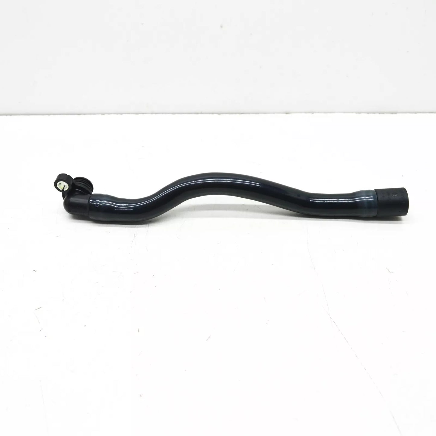 NEW AUDI A3 SPORTBACK 8P CRANKCASE BREATHER HOSE 03C103493AM