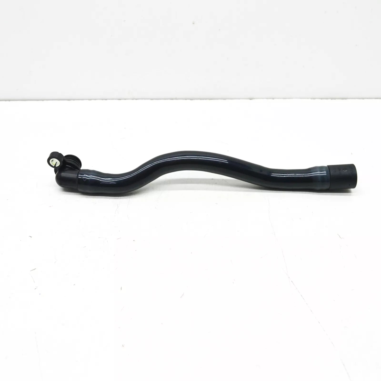 NEW AUDI A3 SPORTBACK 8P CRANKCASE BREATHER HOSE 03C103493AM