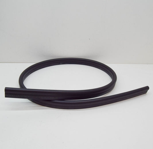 NEW VOLSKWAGEN ARTEON 3H7 FRONT HOOD WATER BOX SEAL 3G8823723 ORIGINAL