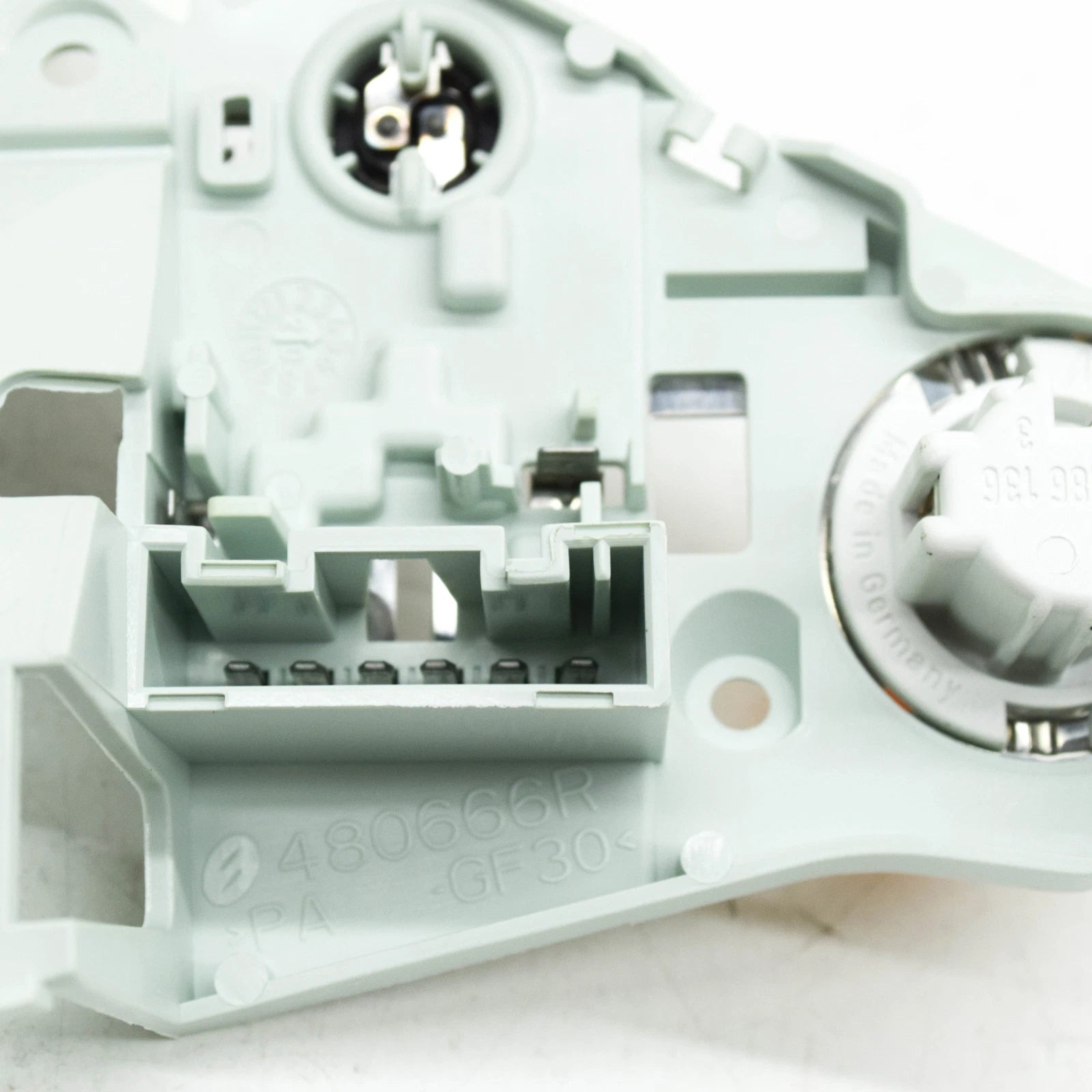 NEW BMW 3 E93 REAR RIGHT TAILLIGHT BULB HOLDER 63217178384 7178384 ORIGINAL