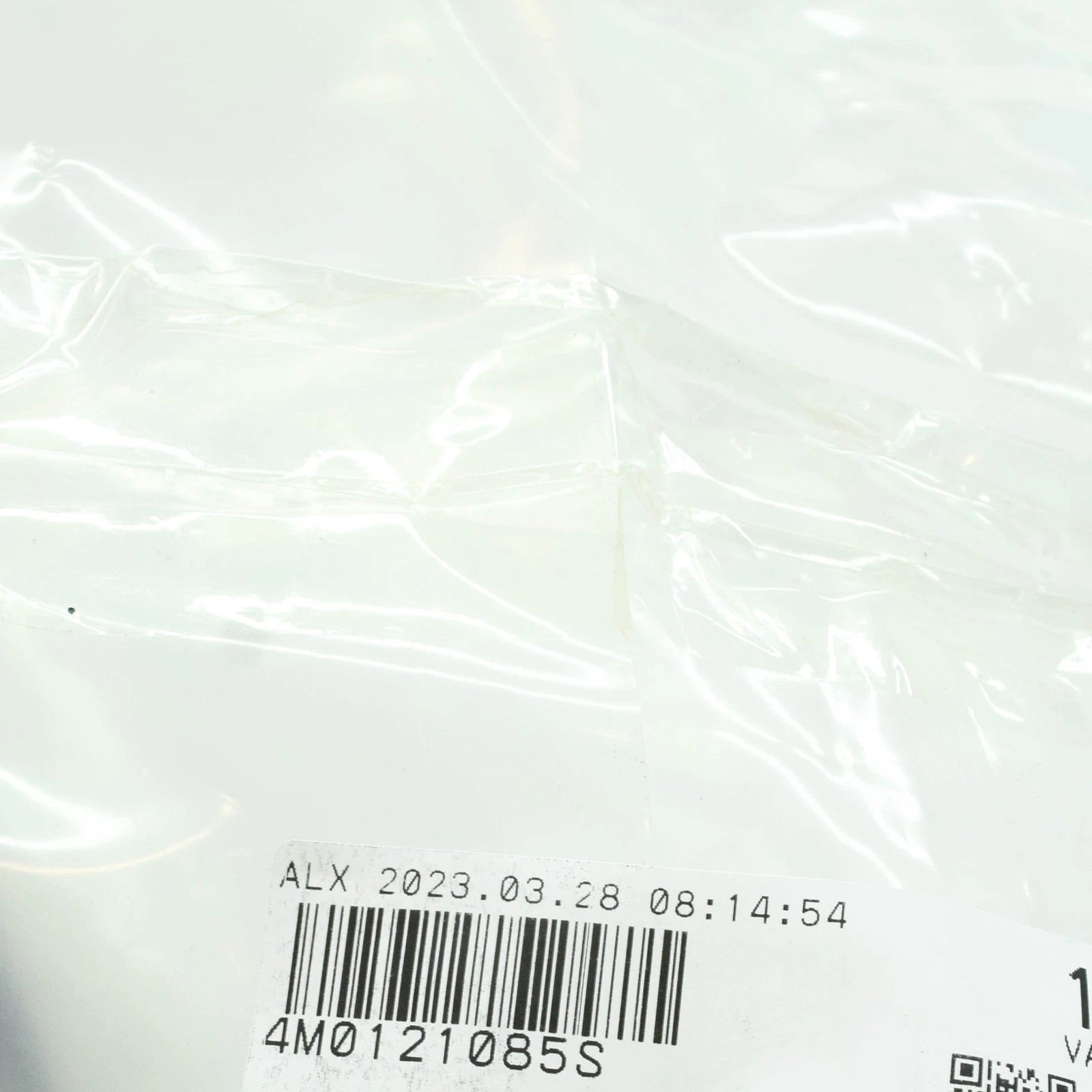 NEW AUDI Q7 4M REAR OUTER COOLANT PIPE 4M0121085S ORIGINAL