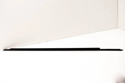 NEW BMW 5 E34 FRONT RIGHT DOOR OUTER WEATHER STRIP 51211944346 ORIGINAL