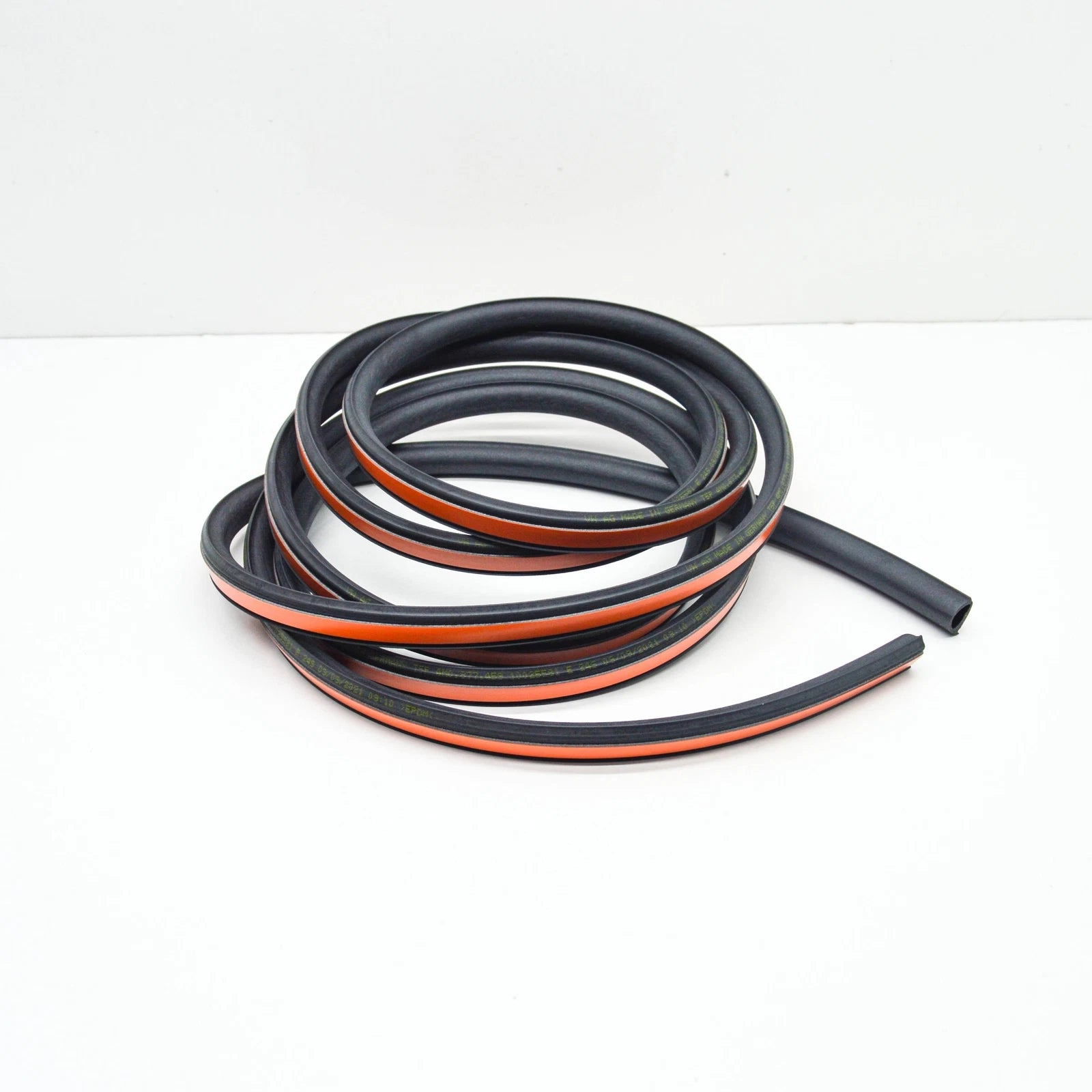 NEW AUDI Q8 4MN OUTER SUNROOF SEAL 4M0877459C