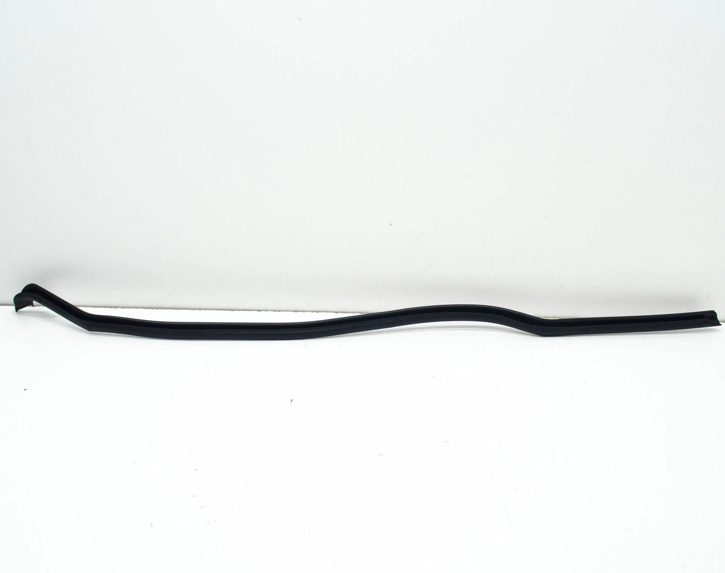 NEW BMW X6 G06 FRONT RIGHT DOOR A-PILLAR GAP SEAL 51769465618 ORIGINAL