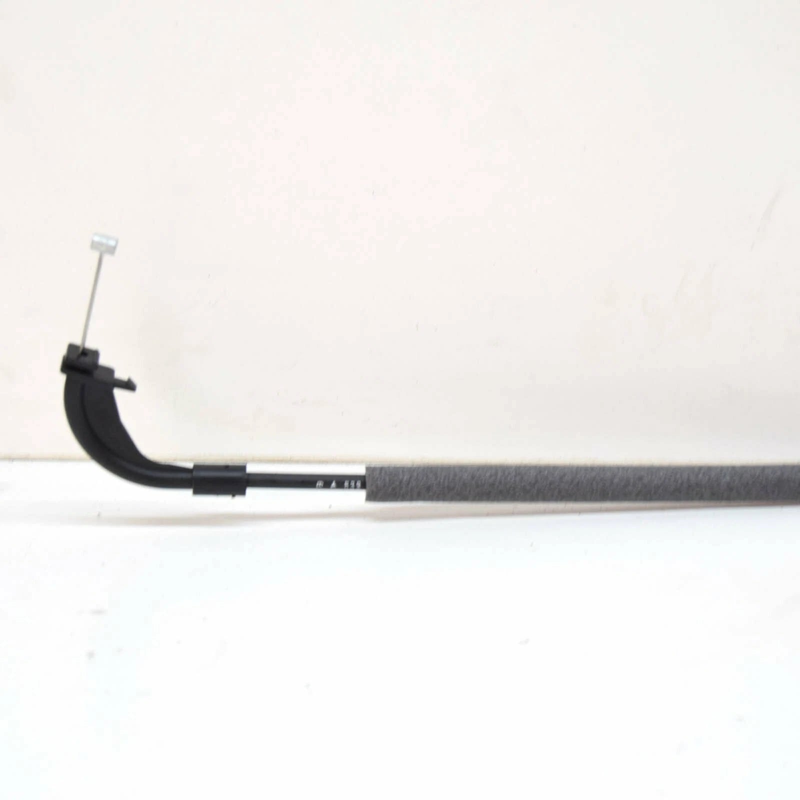 NEW MERCEDES-BENZ VITO W639 REAR DOOR BOWDEN CABLE A6397601704