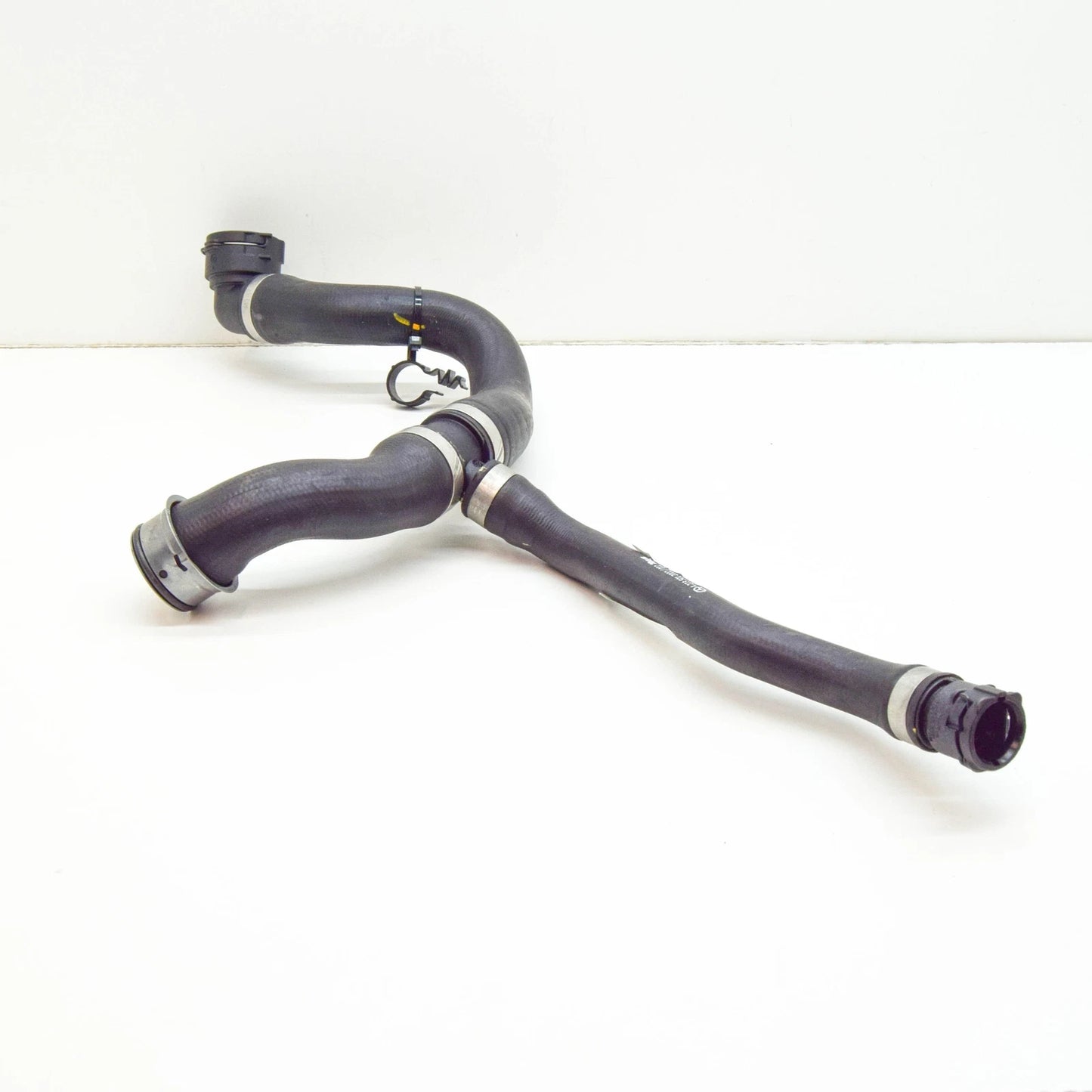 NEW MERCEDES-BENZ S W223 LEFT SIDE WATER RADIATOR HOSE A2235012002 ORIGINAL