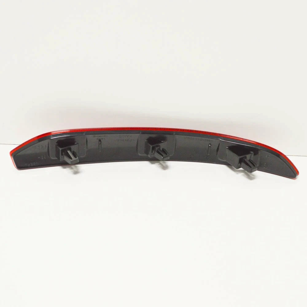 NEW VOLKSWAGEN GOLF PLUS REAR BUMPER RIGHT SIDE REFLECTOR 5M0945106C