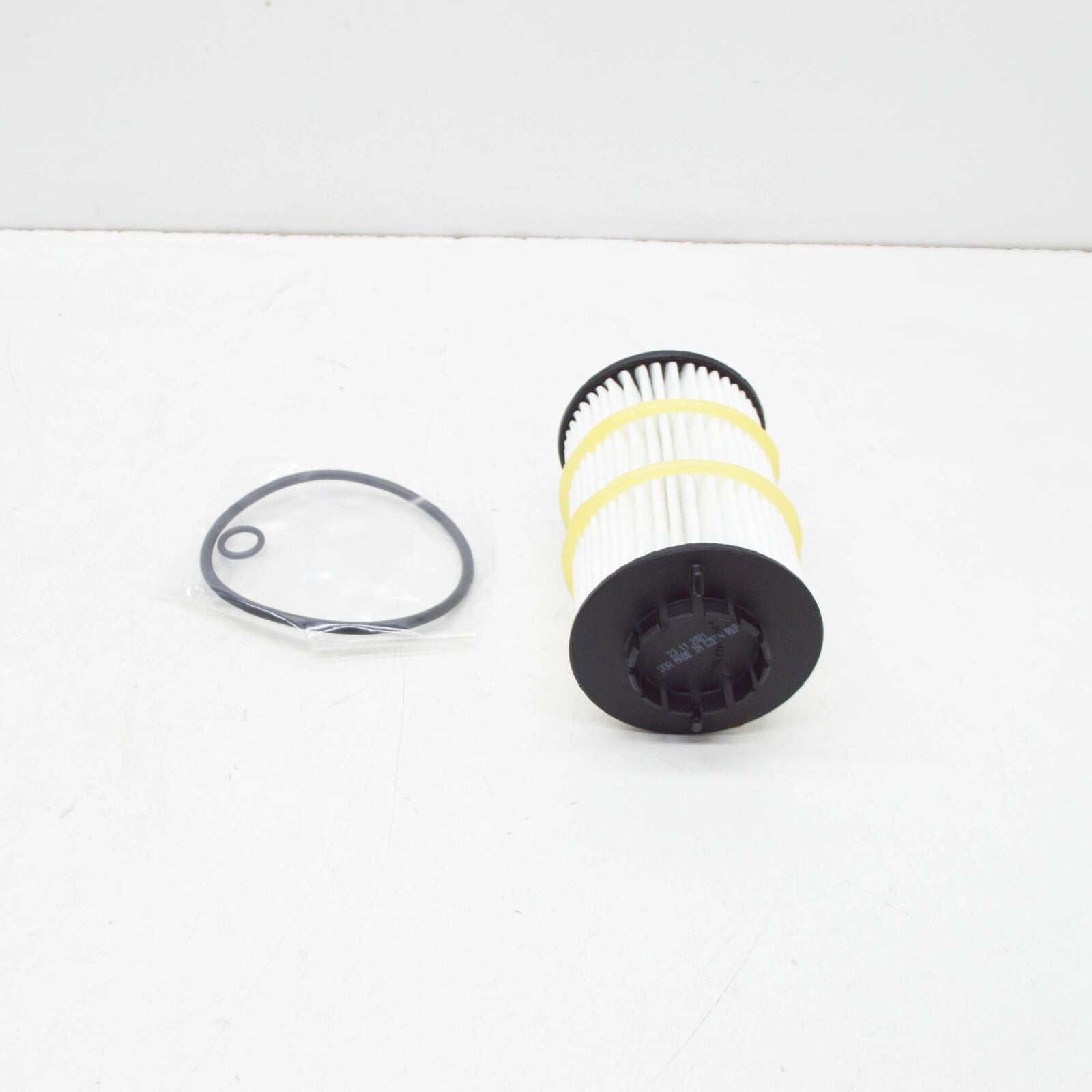 NEW AUDI A8 S8 4H OIL FILTER 079198405D 2016 4.0 PETROL 382KW ORIGINAL