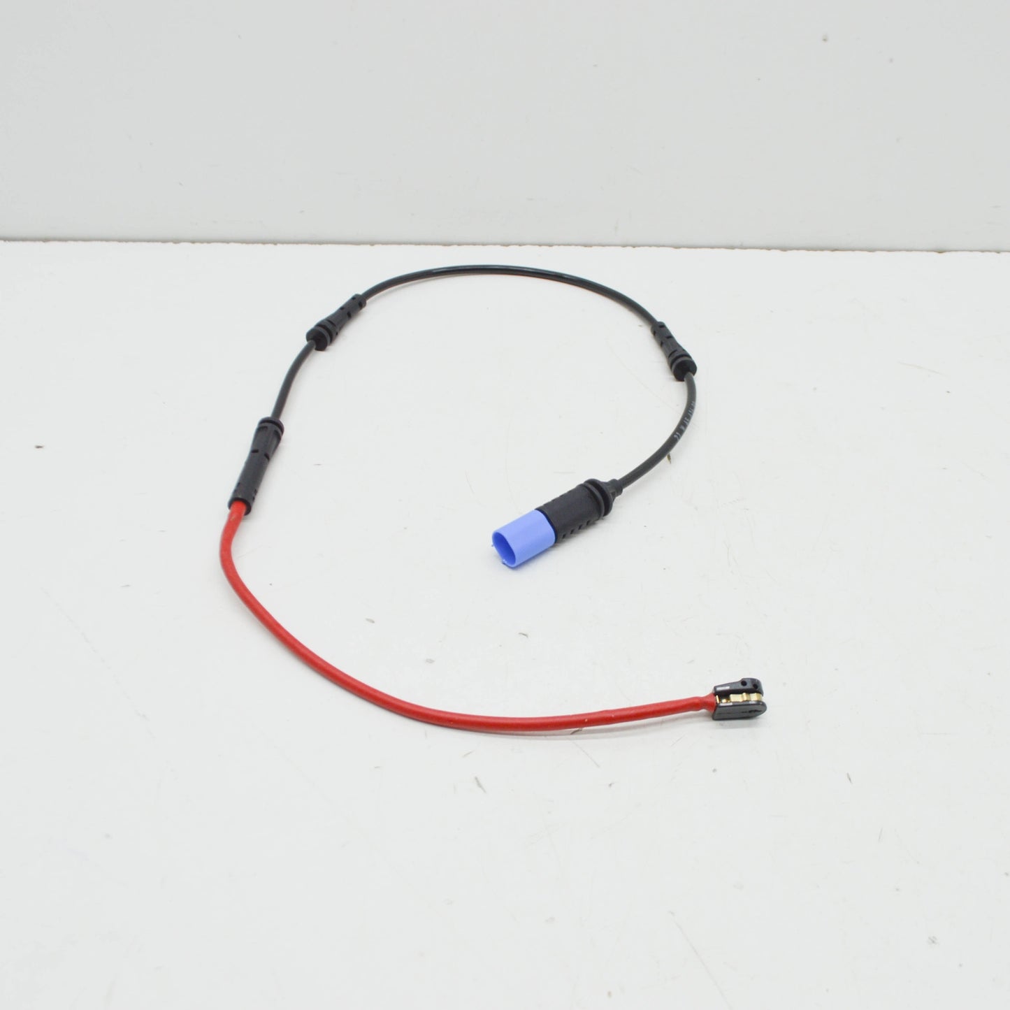 new bmw 3 g20, g28 front brake pad wear sensor 34356870349 6870349 original