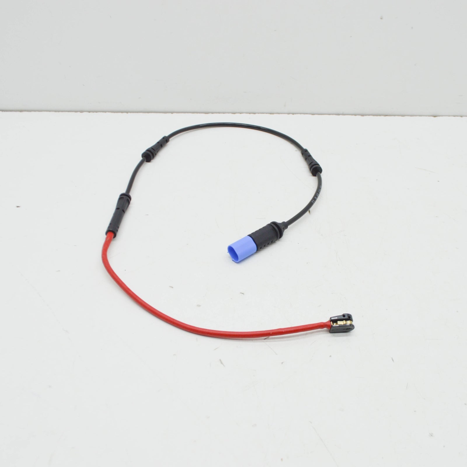 new bmw 3 g20, g28 front brake pad wear sensor 34356870349 6870349 original