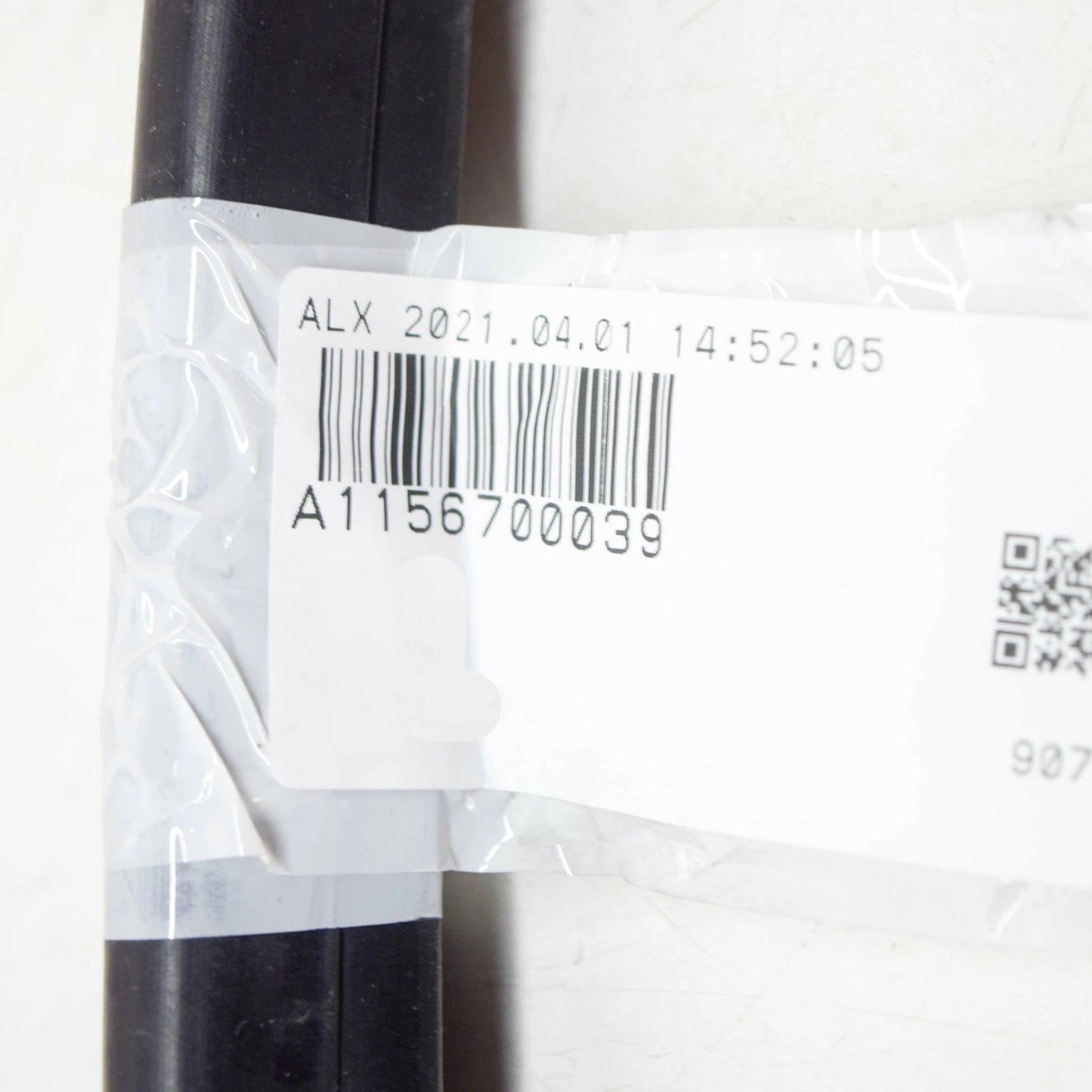 NEW MERCEDES-BENZ W115 FRONT WINDSHIELD SEALING FRAME A1156700039 ORIGINAL