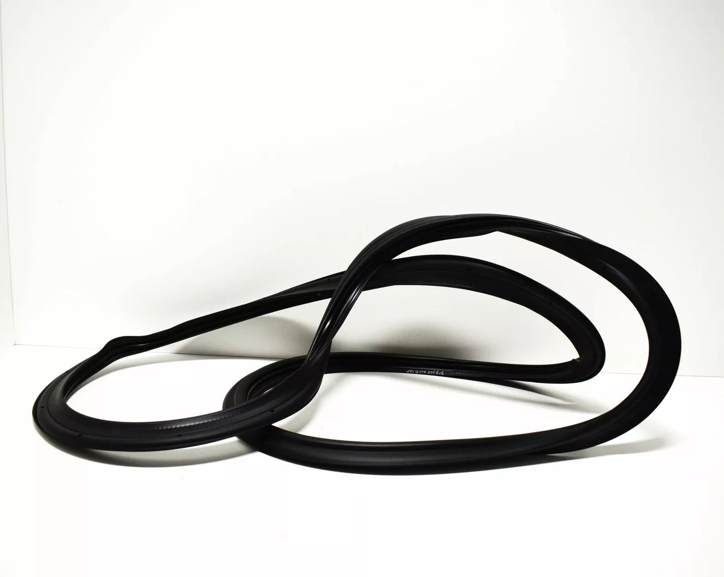 NEW VW CC 358 REAR TRUNK LID SEAL 3C8827705B5AP