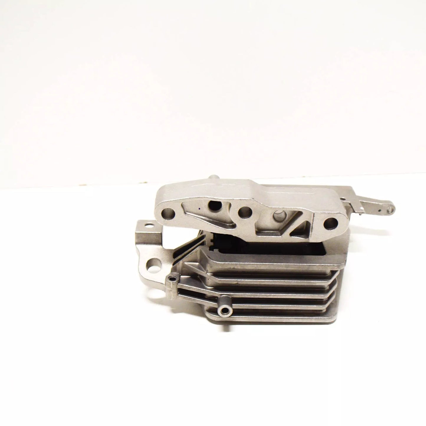 NEW BMW X1 F48 LEFT SIDE ENGINE MOUNT 22118835566 8835566 ORIGINAL