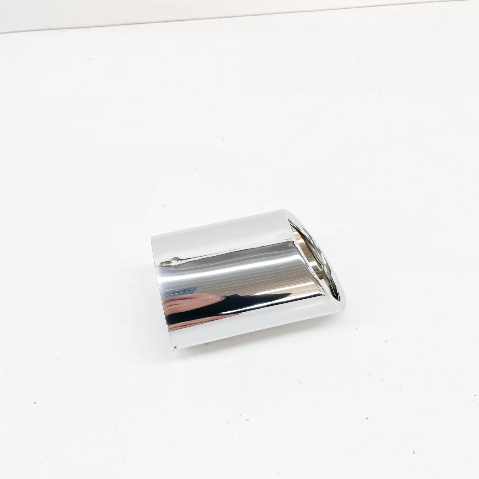 NEW BMW 3 E46 EXHAUST TAILPIPE TRIM COVER 18107500194 ORIGINAL