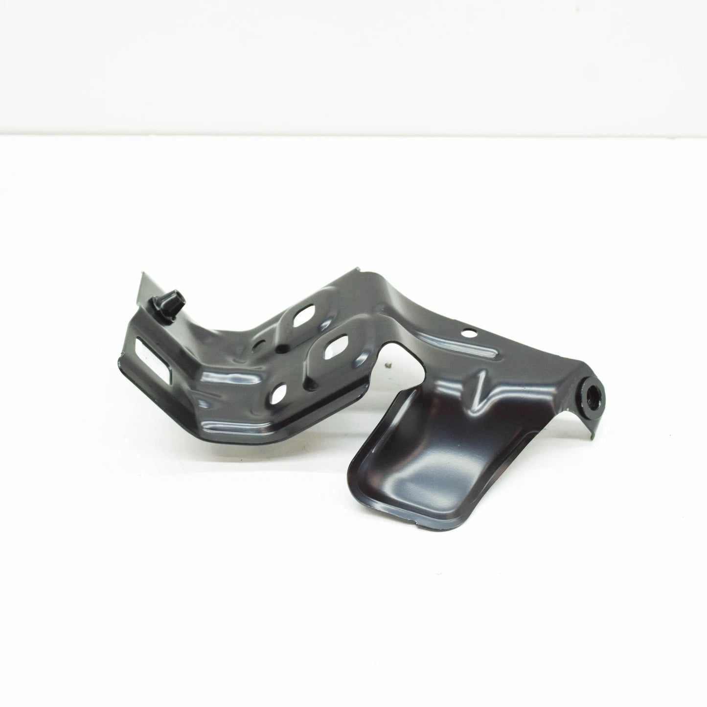 NEW MERCEDES-BENZ A W177 FRONT RIGHT FENDER FRONT BRACKET A1778802000 ORIGINAL