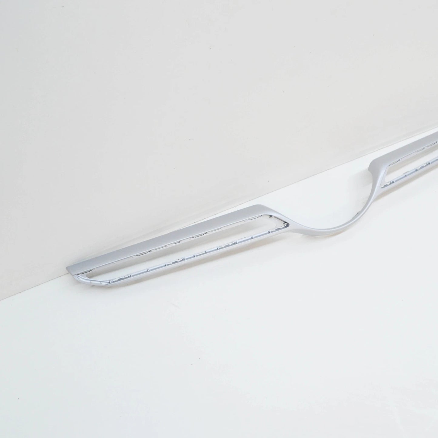 NEW MERCEDES-BENZ GLE W167 RADIATOR GRILLE LOWER TRIM A1678880200 ORIGINAL