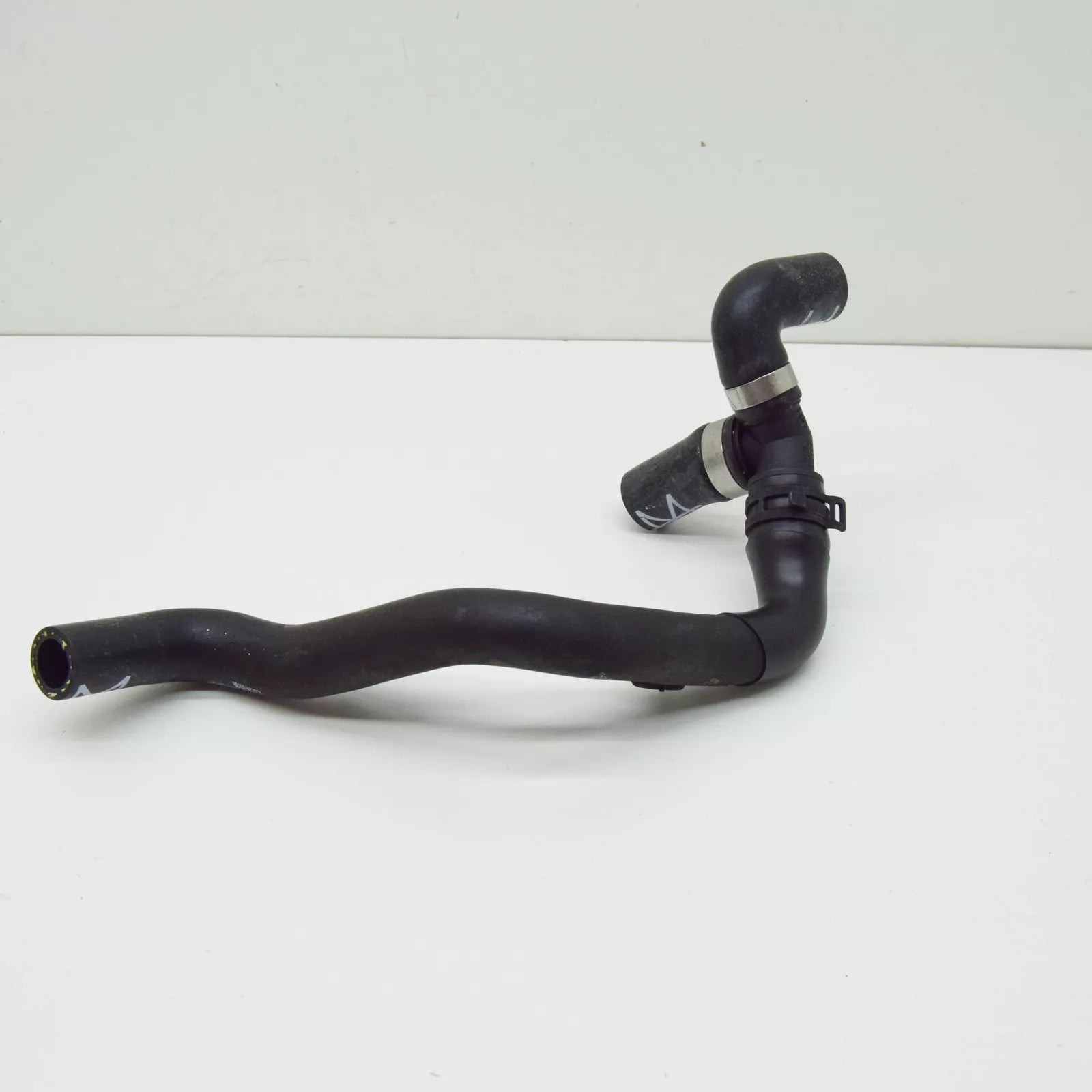 NEW VW SHARAN 7N ENGINE COOLANT HOSE 7N0121086B ORIGINAL