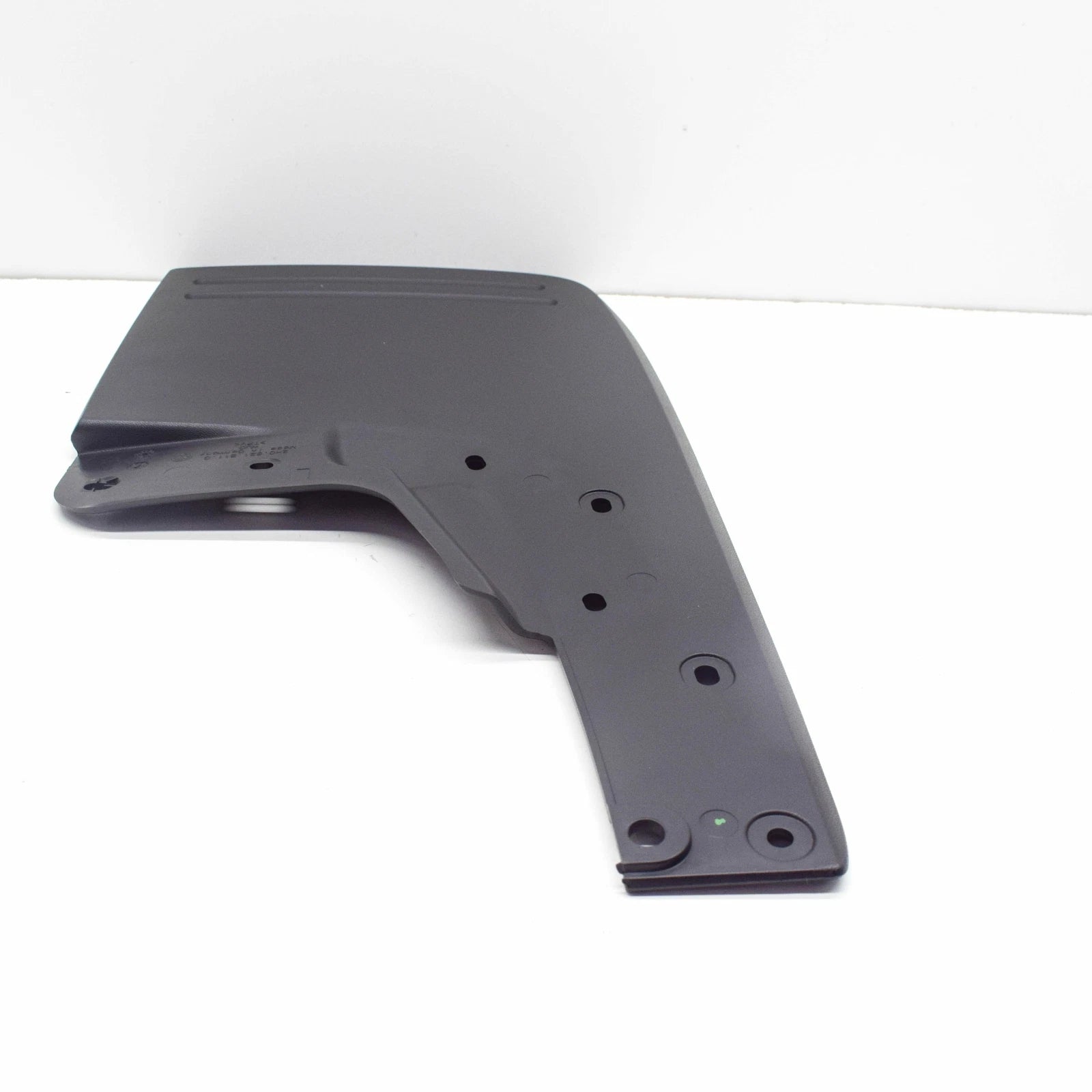 NEW VOLKSWAGEN AMAROK REAR LEFT MUD FLAP 2H0821811G9B9