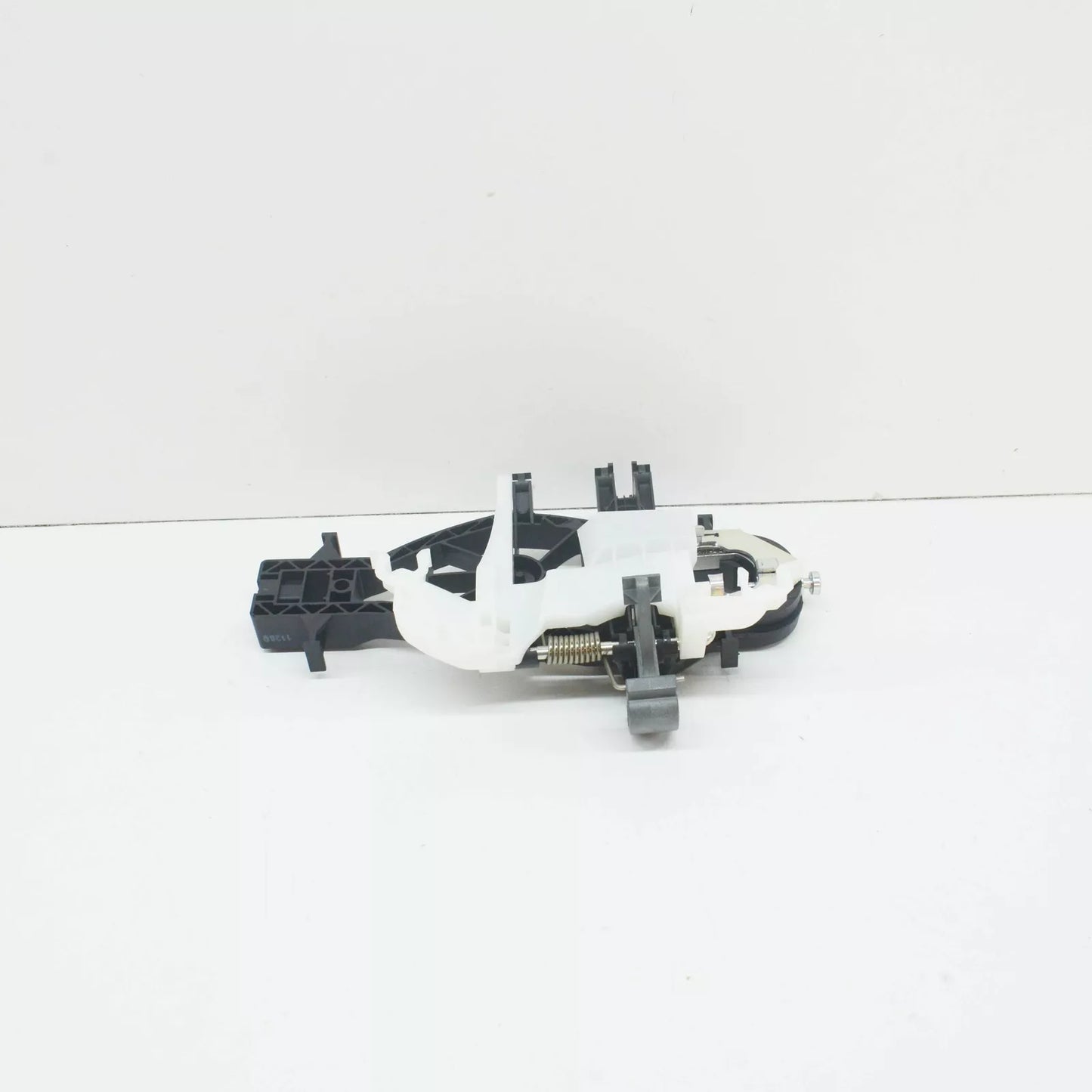 NEW VW TRANSPORTER T5 LEFT SLIDING DOOR MOUNTING BAR 7E0843351C