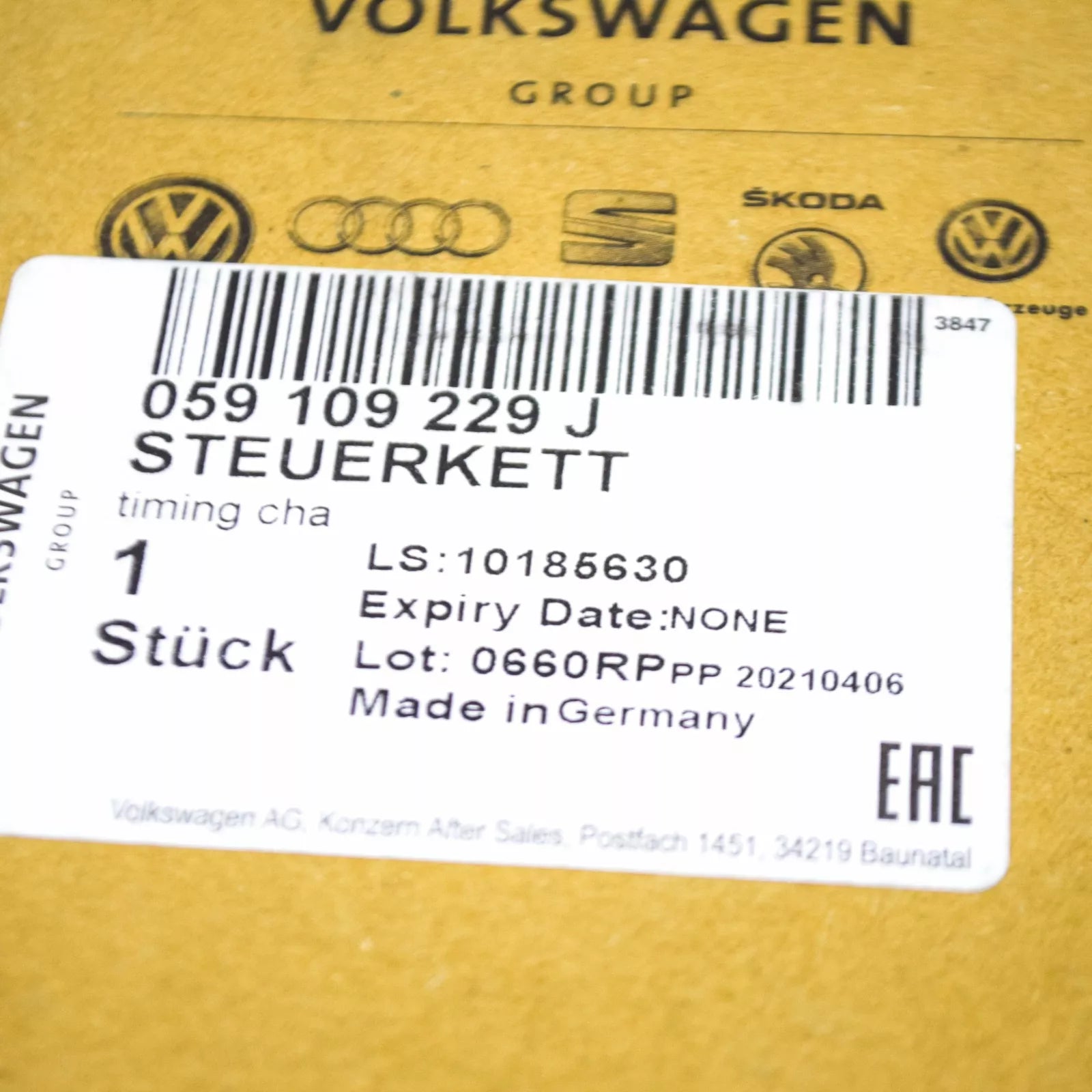 NEW AUDI A4 B8 UPPER CENTRE CAMSHAFT TIMING CHAIN 059109229J