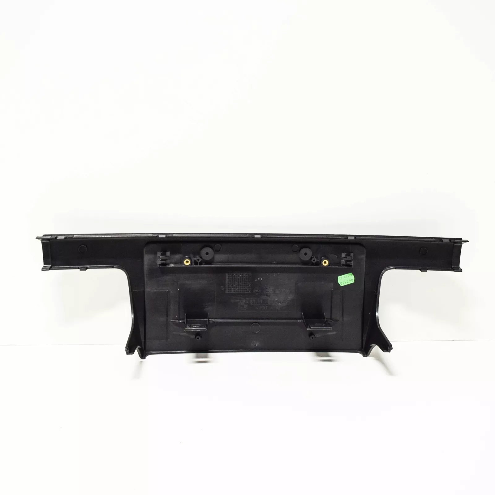 NEW BMW 7 E38 FRONT BUMPER LICENSE NUMBER PLATE HOLDER 51118150488 ORIGINAL