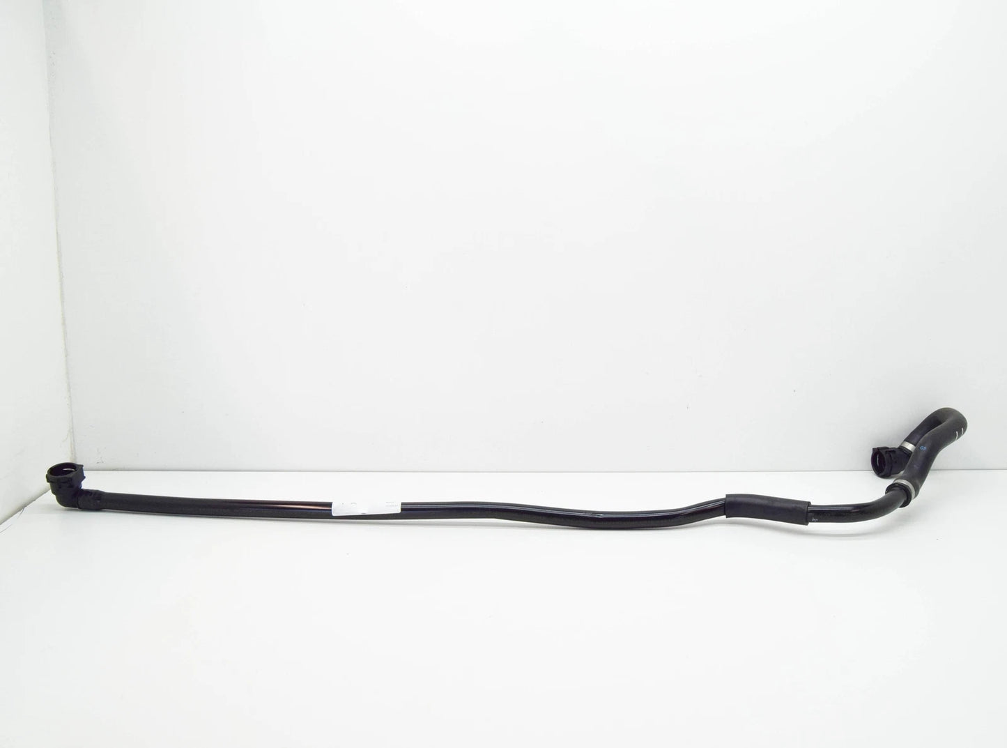 NEW MB GLC COUPE C253 RADIATOR COOLANT HOSE A2135002100 ORIGINAL
