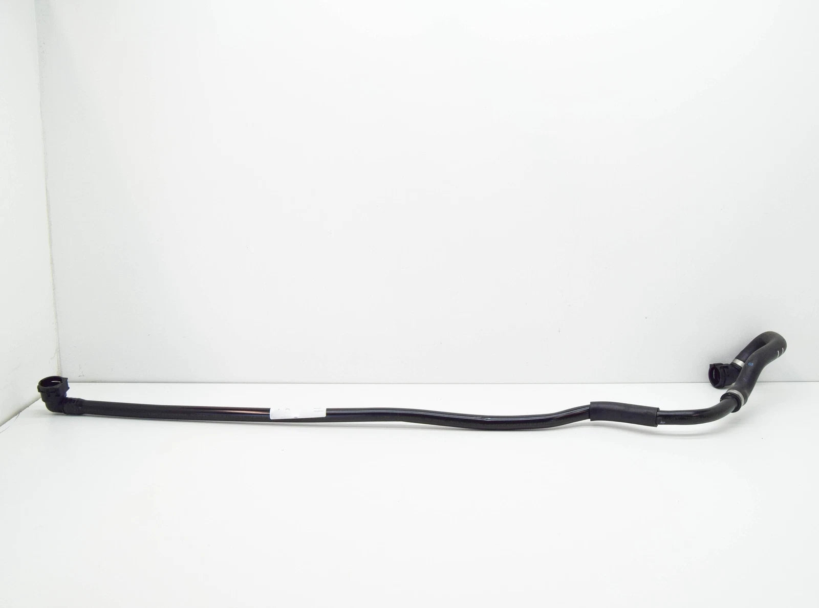 NEW MB GLC COUPE C253 RADIATOR COOLANT HOSE A2135002100 ORIGINAL