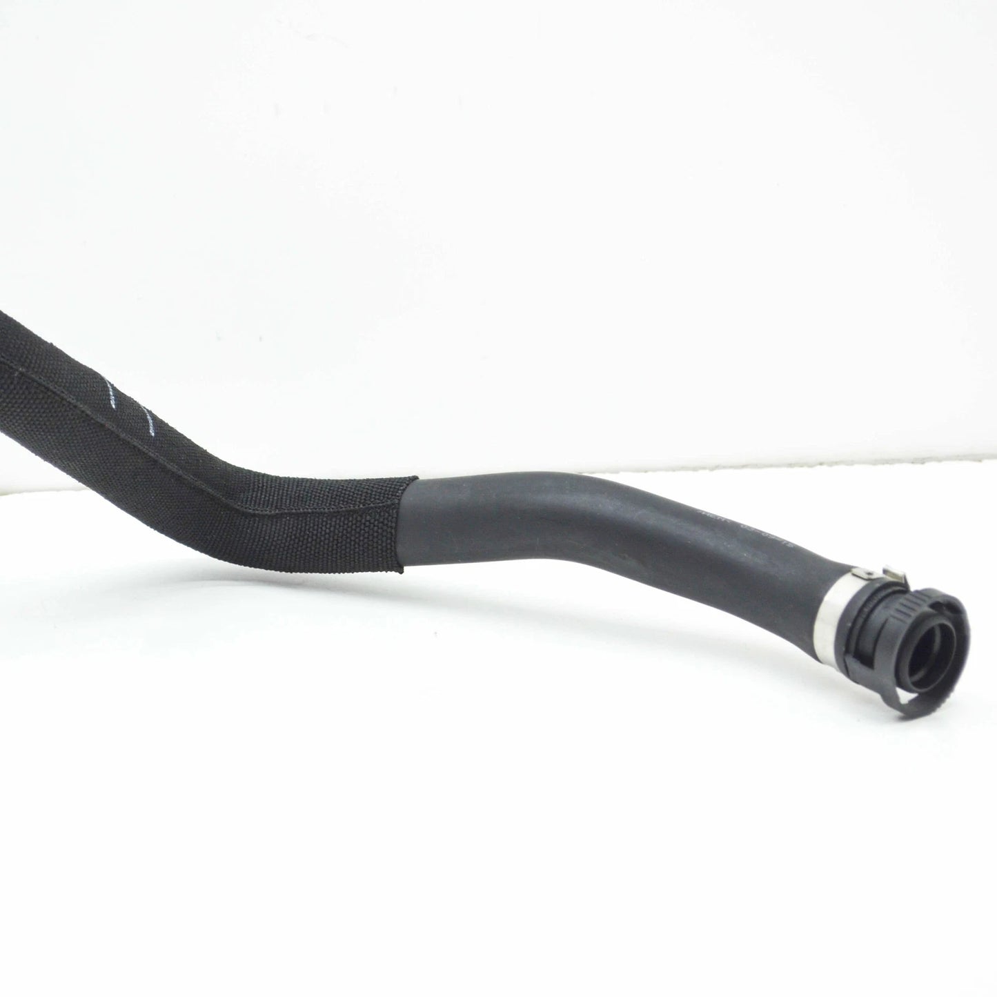 NEW AUDI A5 CABRIO 8F RIGHT SECONDARY AIR INJECTION PUMP TUBE 8F0133818B