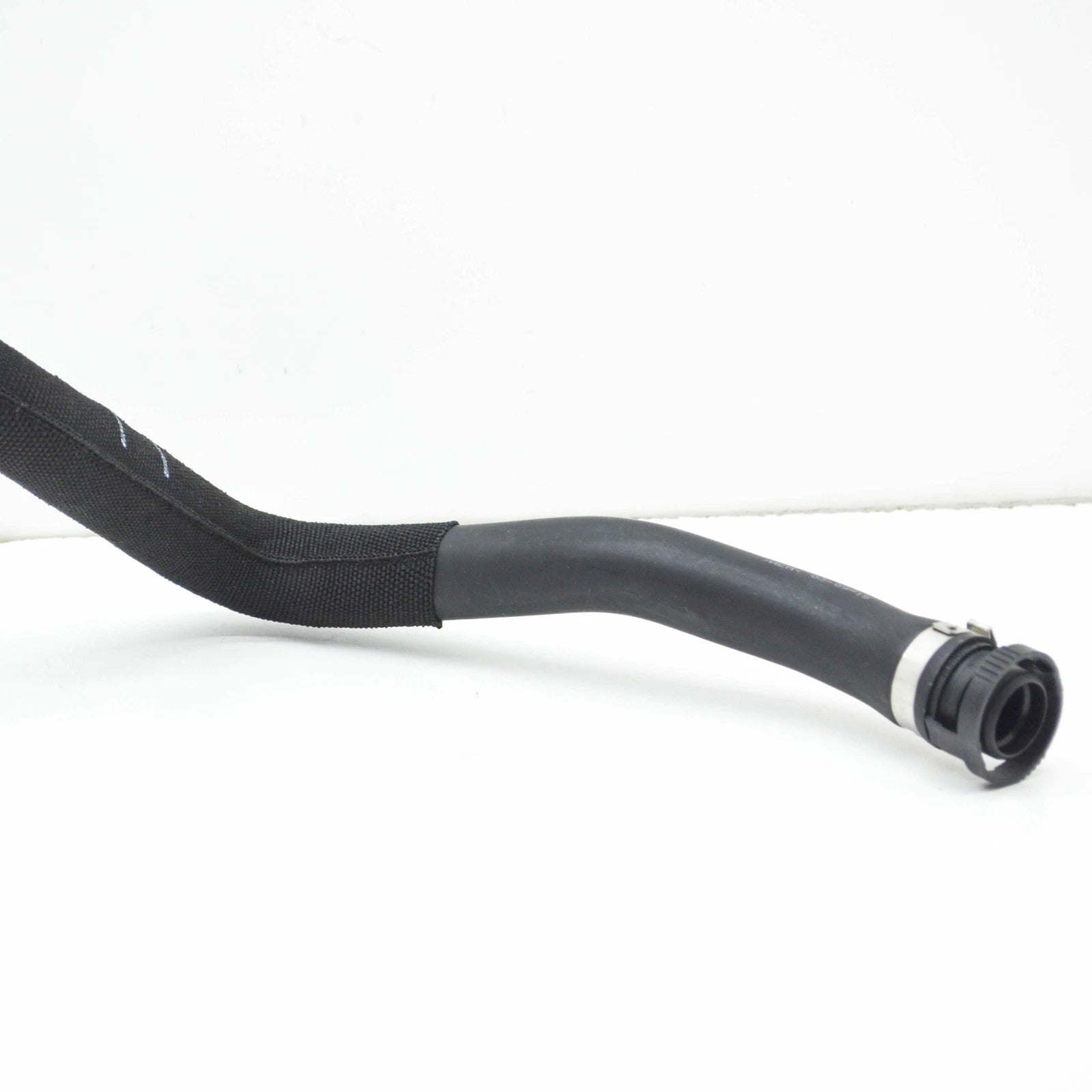 NEW AUDI A5 CABRIO 8F RIGHT SECONDARY AIR INJECTION PUMP TUBE 8F0133818B