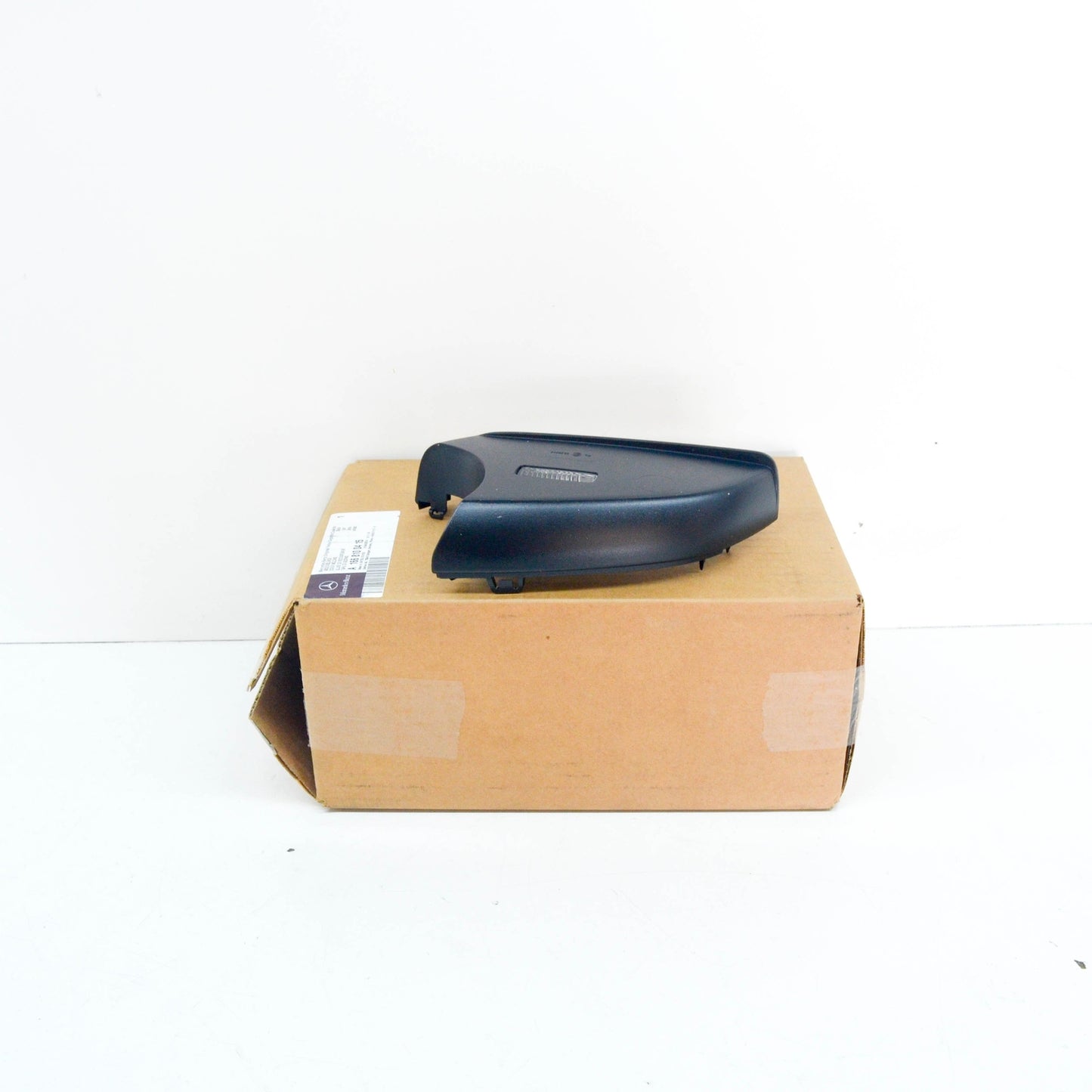 NEW MB GLE W166 FRONT RIGHT DOOR MIRROR COVER LOWER PART A1668100415 ORIGINAL