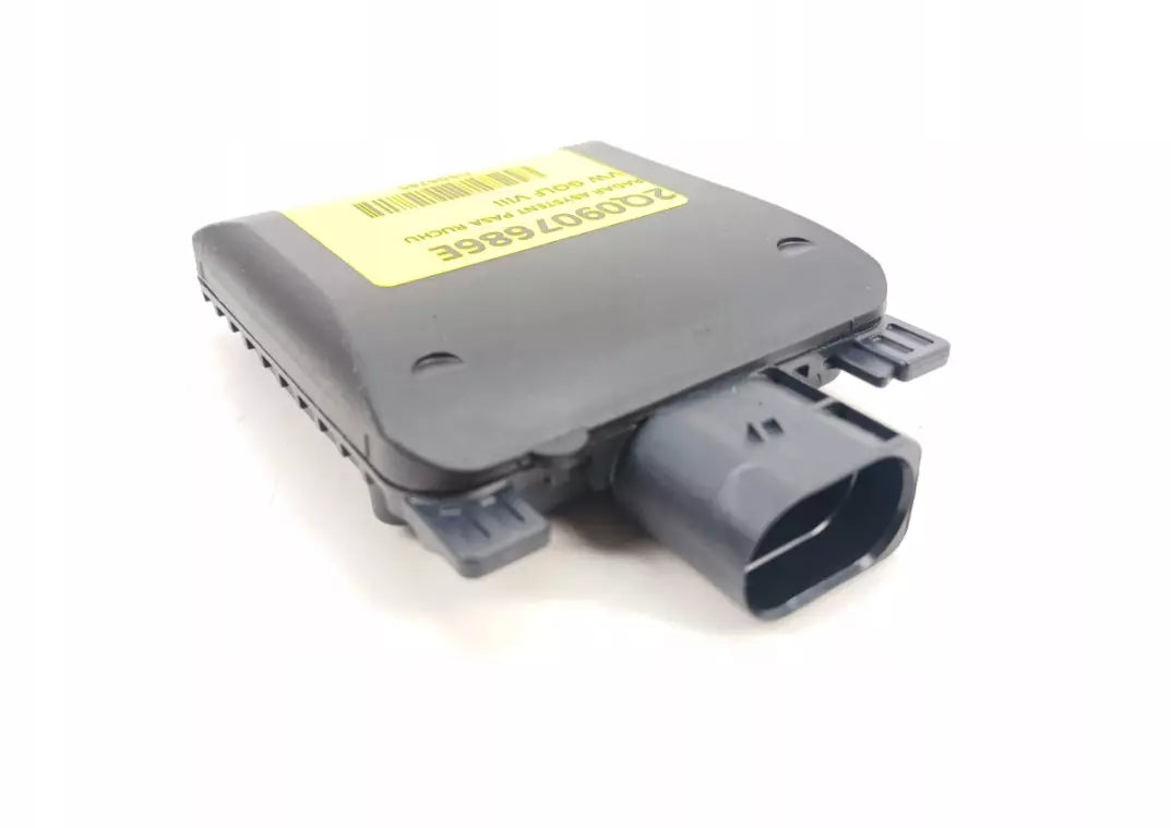 NEW VW GOLF MK8 REAR RIGHT LANE CHANGE ASSIST CONTROL UNIT 2Q0907686E ORIGINAL