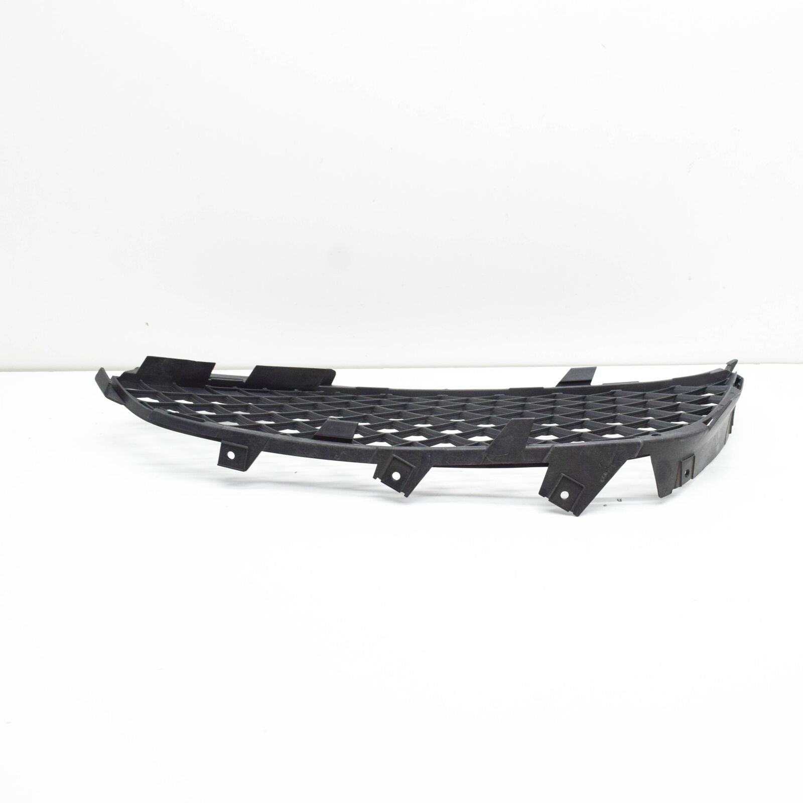 NEW MB CLS C218 FRONT AMG BUMPER LEFT LOWER GRILLE A2188852522 2015 ORIGINAL
