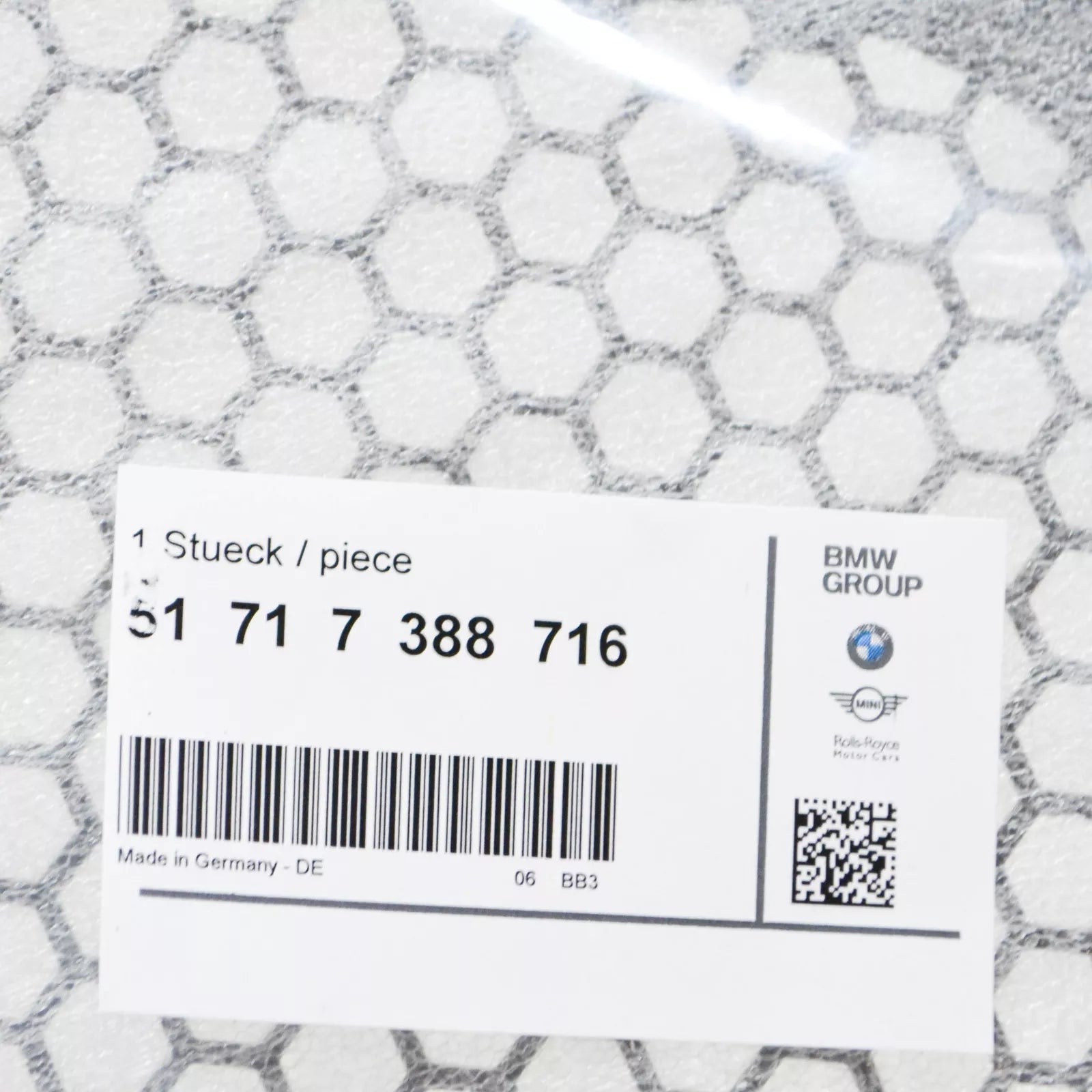 NEW BMW 5 G30 COWL PANEL COVER 51717388716 2016 ORIGINAL