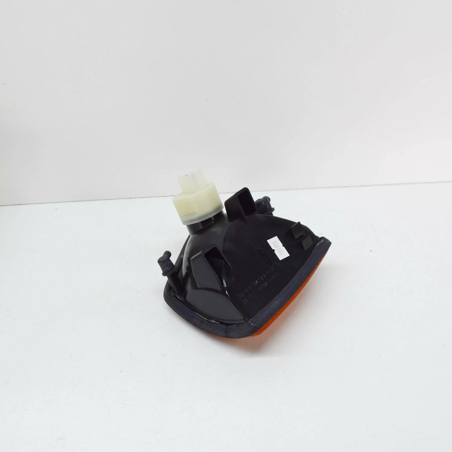 NEW BMW 7 E32 RIGHT TURN CORNER LIGHT 63131374012 1374012 ORIGINAL