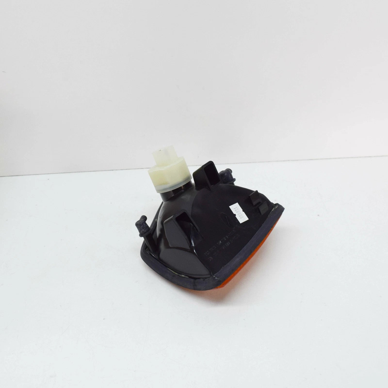 NEW BMW 7 E32 RIGHT TURN CORNER LIGHT 63131374012 1374012 ORIGINAL