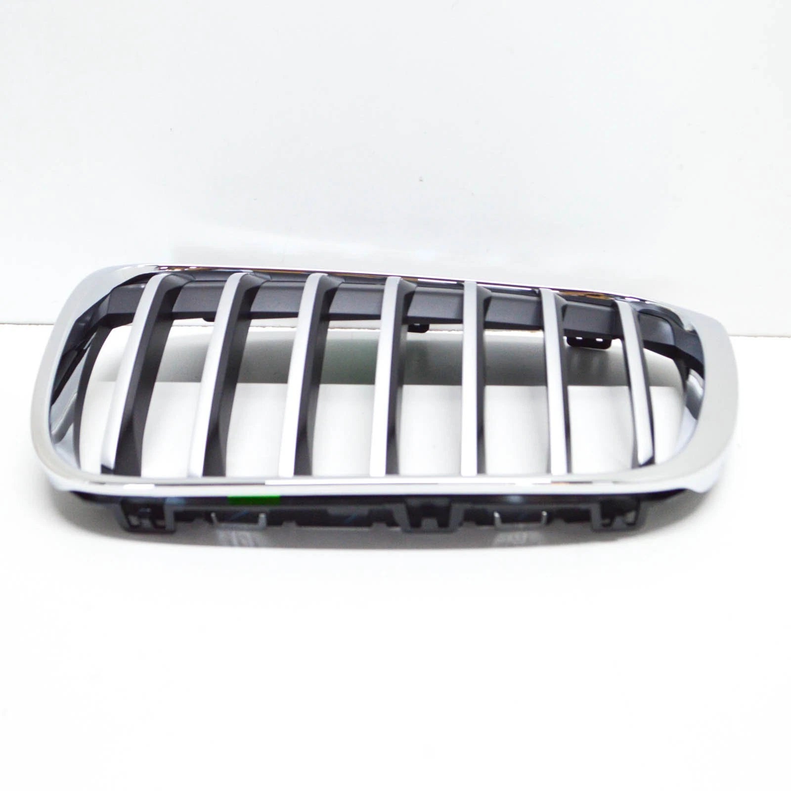 NEW BMW X1 F48 RADIATOR LEFT GRILLE X LINE 51117383365 7383365 2015 ORIGINAL