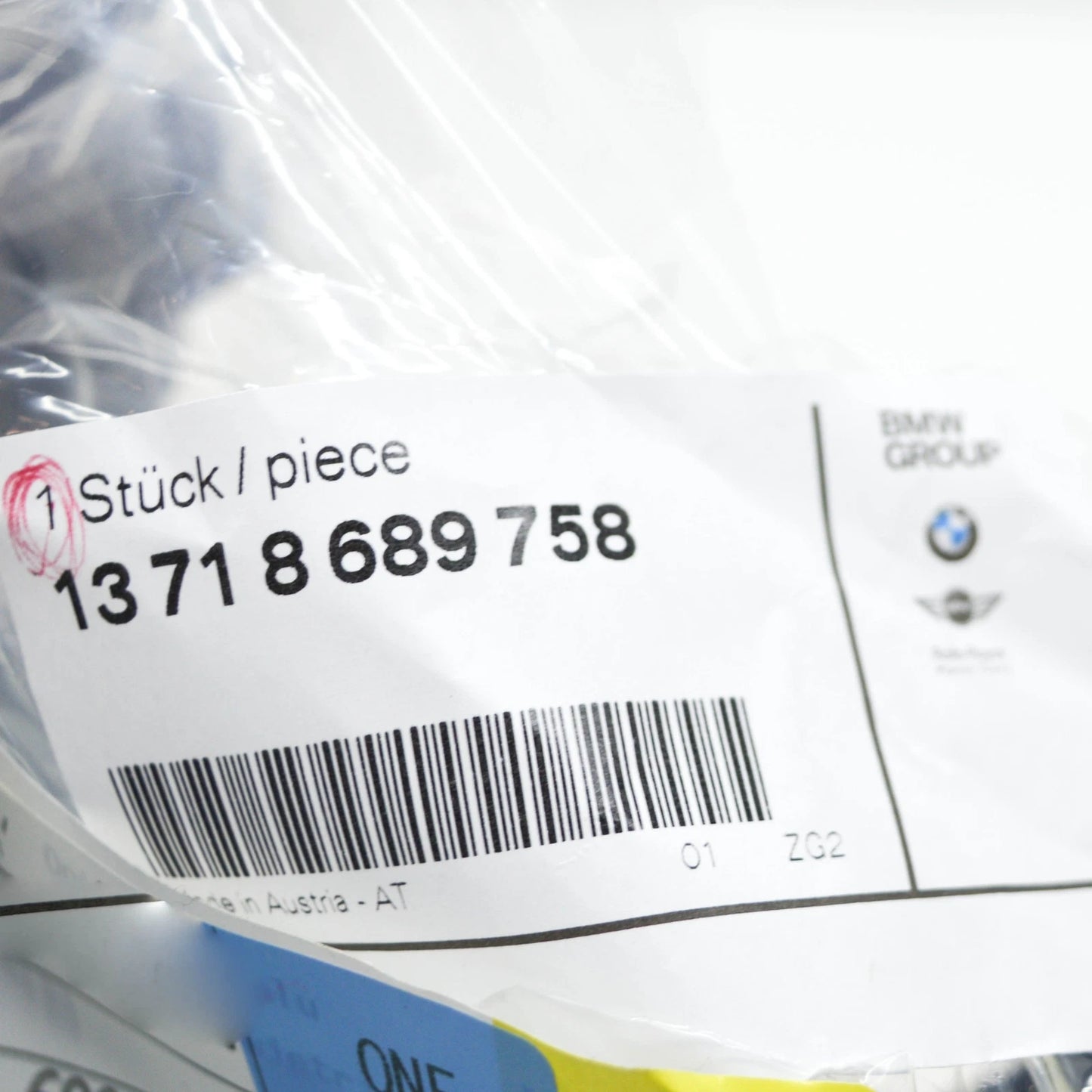 NEW BMW X5 G05 ENGINE AIR INTAKE HOSE RIGHT 13718689758 ORIGINAL