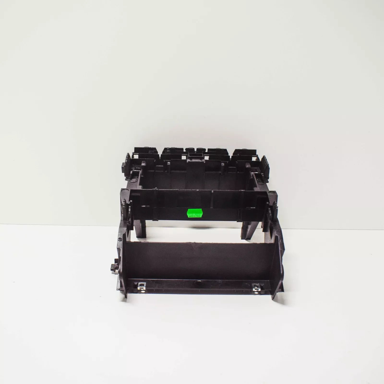 NEW AUDI A4 B6 B7 2001-2008 DOUBLE-DIN RADIO MOUNT CAGE 8E0858005F