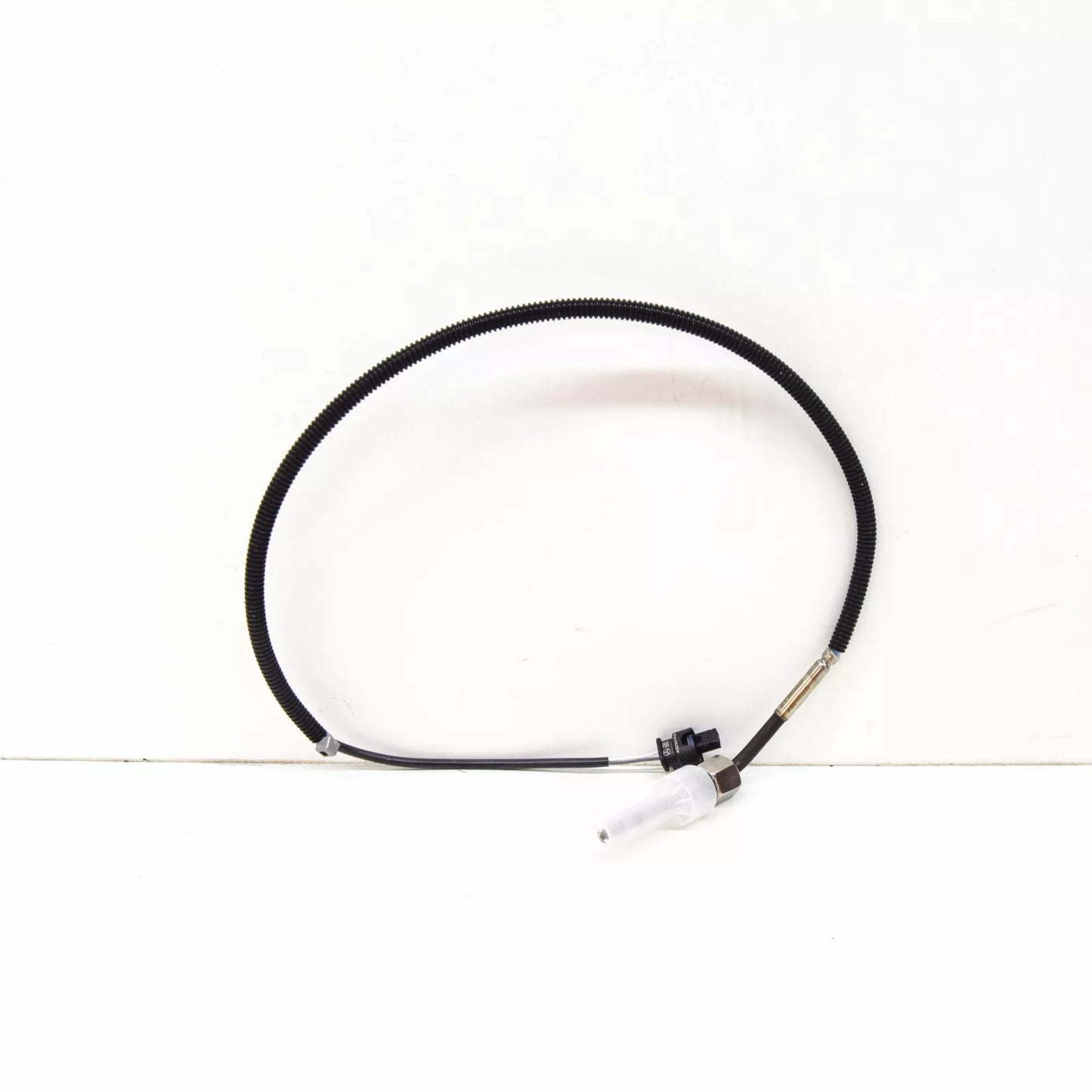 NEW MERCEDES-BENZ C W204 EXHAUST SYSTEM TEMPERATURE SENSOR A0009052205