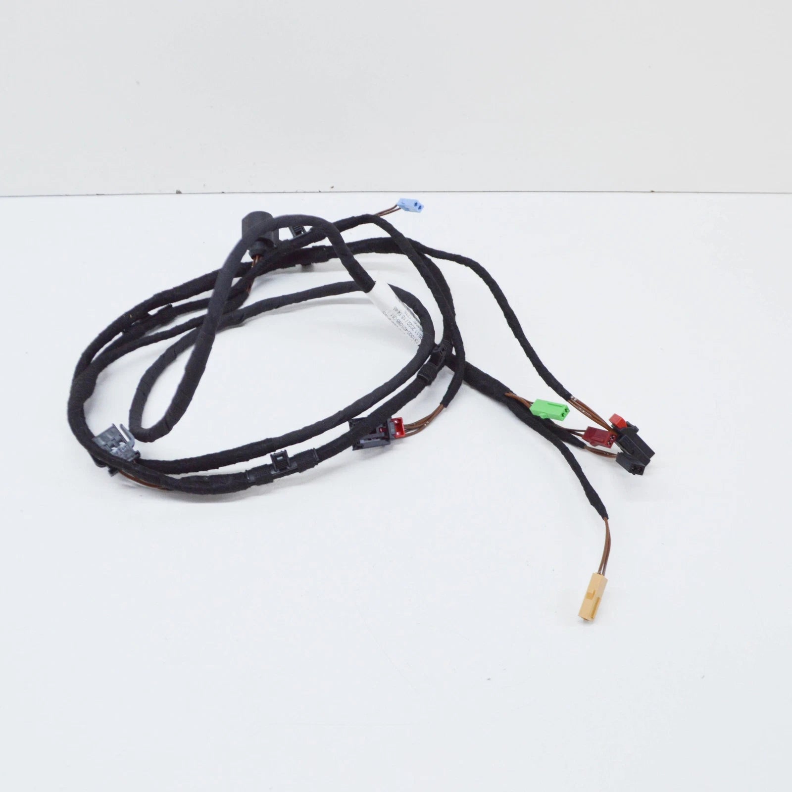 NEW VOLKSWAGEN CC TAILGATE CABLE SET 3C8971182Q ORIGINAL