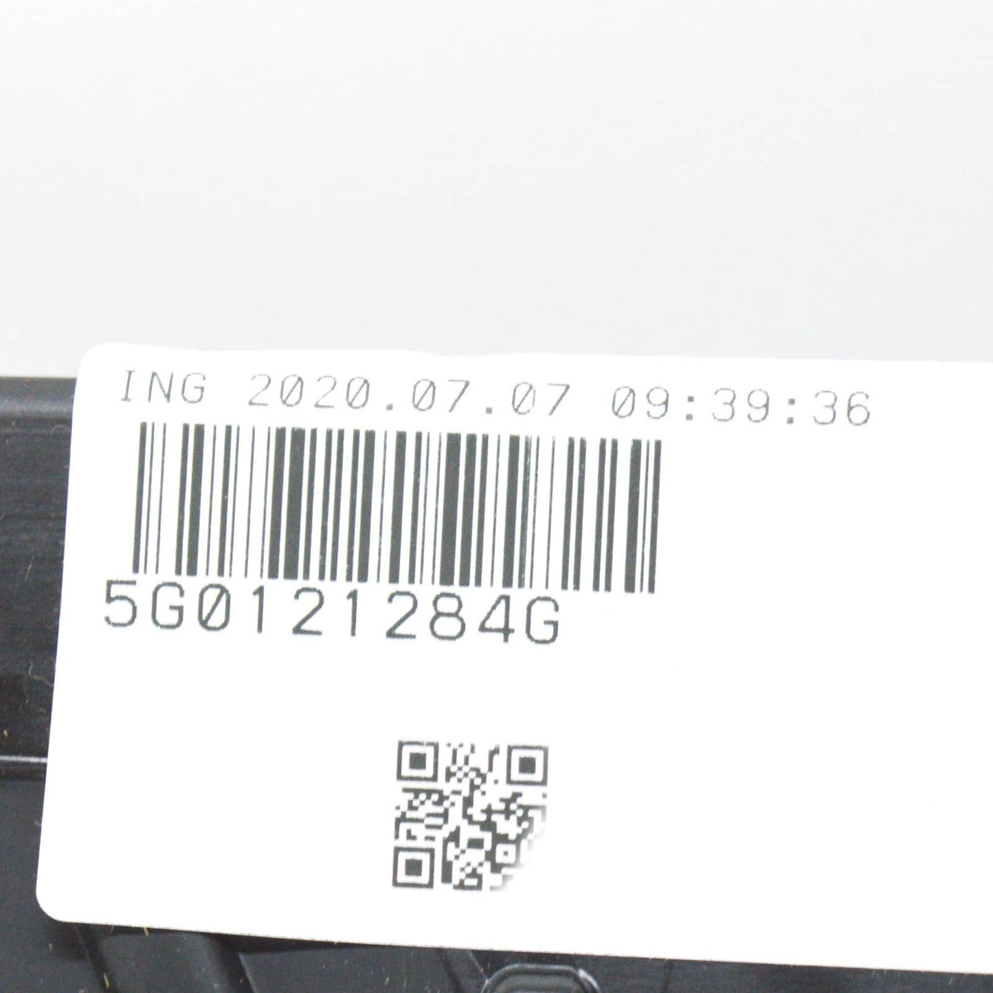 NEW VW GOLF GTI MK7 FRONT RIGHT SIDE RADIATOR AIR BAFFLE 5G0121284G ORIGINAL